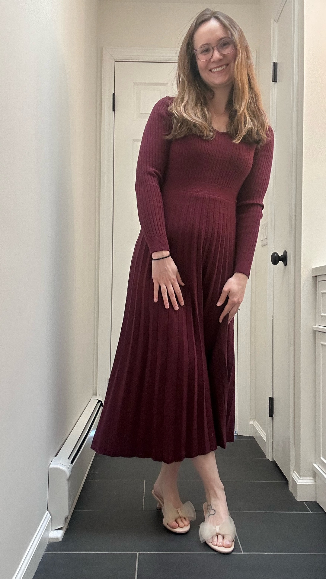 I got myself this long sleeve v neck sweater dress and I absolutely love it! It’s perfect for either spring or fall and it’s super comfortablee

#LTKSeasonal #LTKmomlife #LTKootd