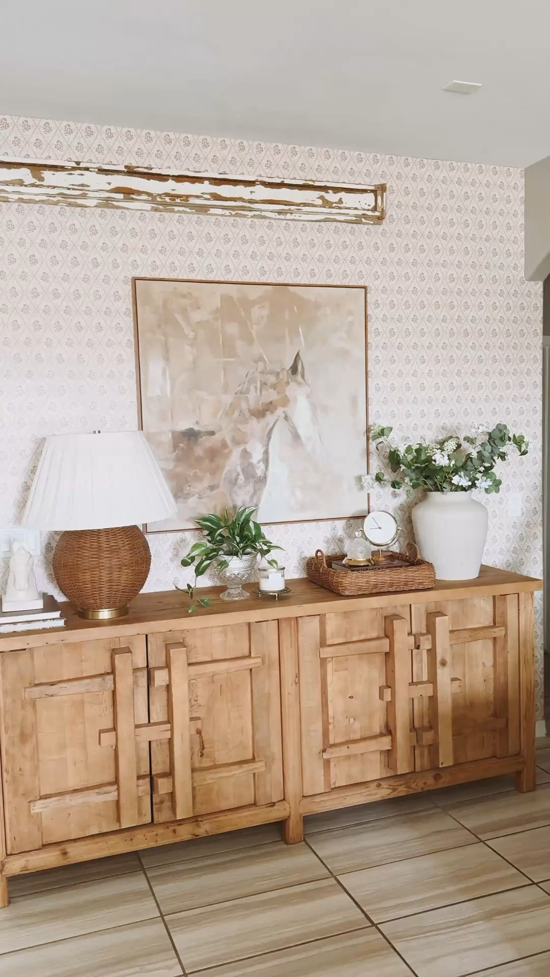 So in love with this wallpaper from @lovevsdesign and the character it has added to our living space. It was so easy to apply too! @lovevsdesign has 100s of designs and colors to choose from. I chose the wavy blossom wallpaper for its classic design in the colors shell and mousse. I’ve used both their peel and stick and glissade wallpapers and I think the glissade is great if you’re a beginner or applying wallpaper on your own. 

#lovevsdesign #wallpaper #livingroom #accentwall #homedesign

#LTKSeasonal #LTKHome