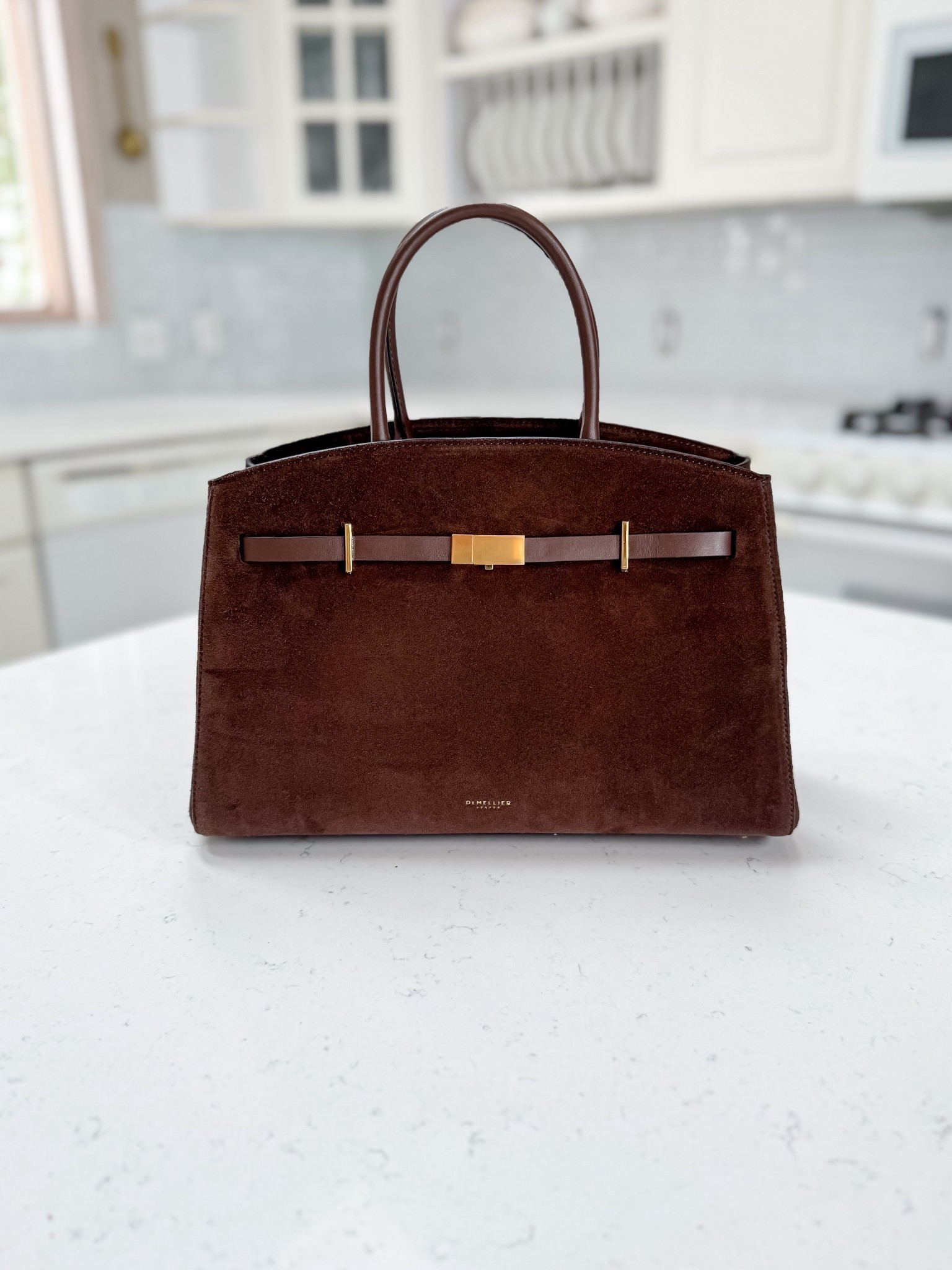 Demellier Hudson Minibag… my Black Friday present to myself!

#LTKGiftGuide #LTKSeasonal #LTKHoliday