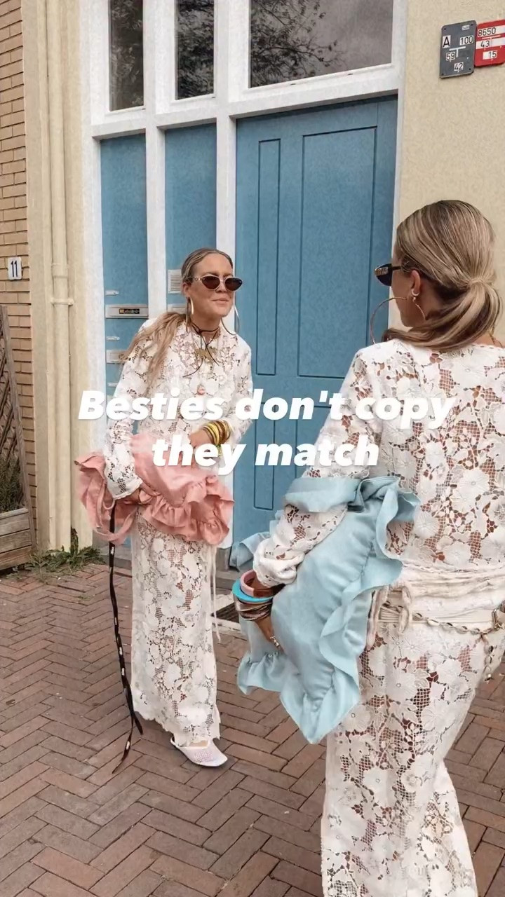 Sisters 💕🎀🫶🏻 we don't copy we match always!

Pillow bags by us PrettyPiecesbySiss shoppable exclusive >> www.bysiss.com 

Lace set HM x Livia 
#sisters #fp #coffeedate #besties #womenempowerment

#LTKsummer #LTKeurope #LTKFashionMonth
