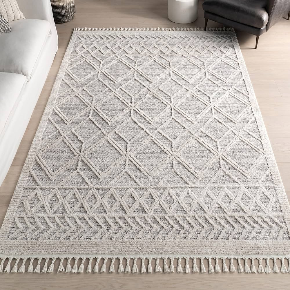 nuLOOM 7x9 Ansley Moroccan Tassel Area Rug, Light Grey, High-Low Textured Bohemian Design, Plush ... | Amazon (US)