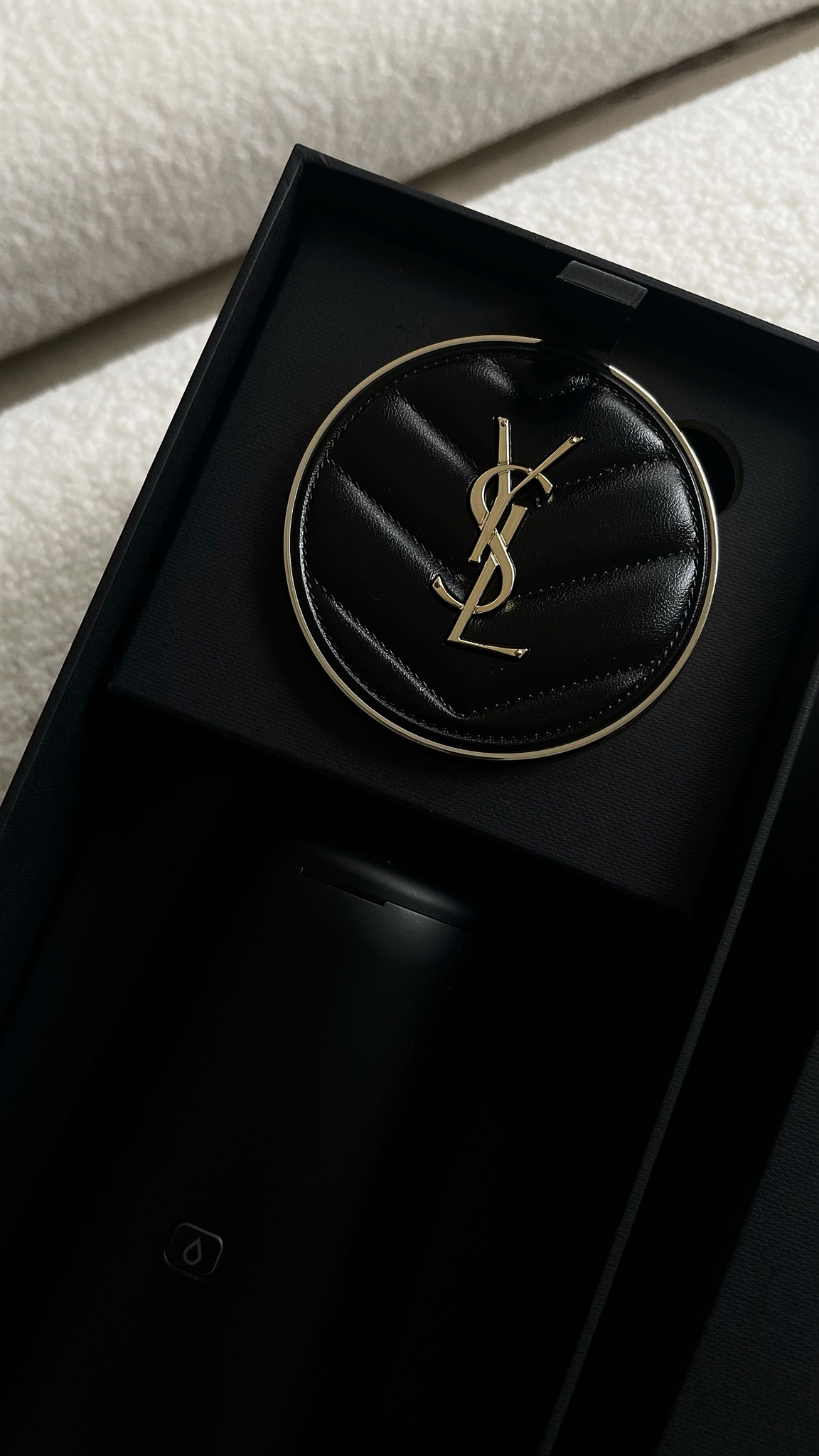 Obsessed with my Rouge Sur Mesure Custom Lip Color Creator which creates thousands of ultra-pigmented Velvet Matte shades. Thank you @yslbeauty
#giftedbyyslbeauty 

#LTKbeauty #LTKstyletip #LTKGiftGuide