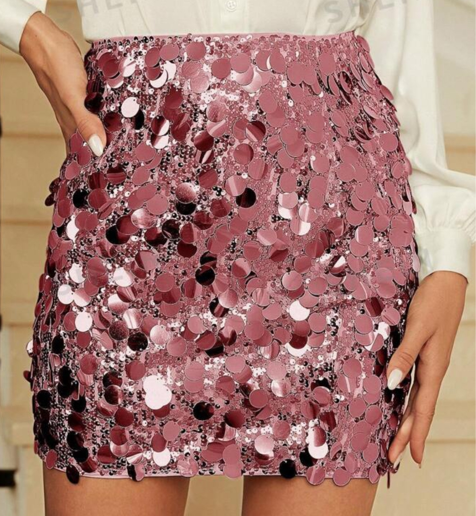 pink sparkly skirt 

#LTKgiftguide #LTKpartywear #LTKstyletip
