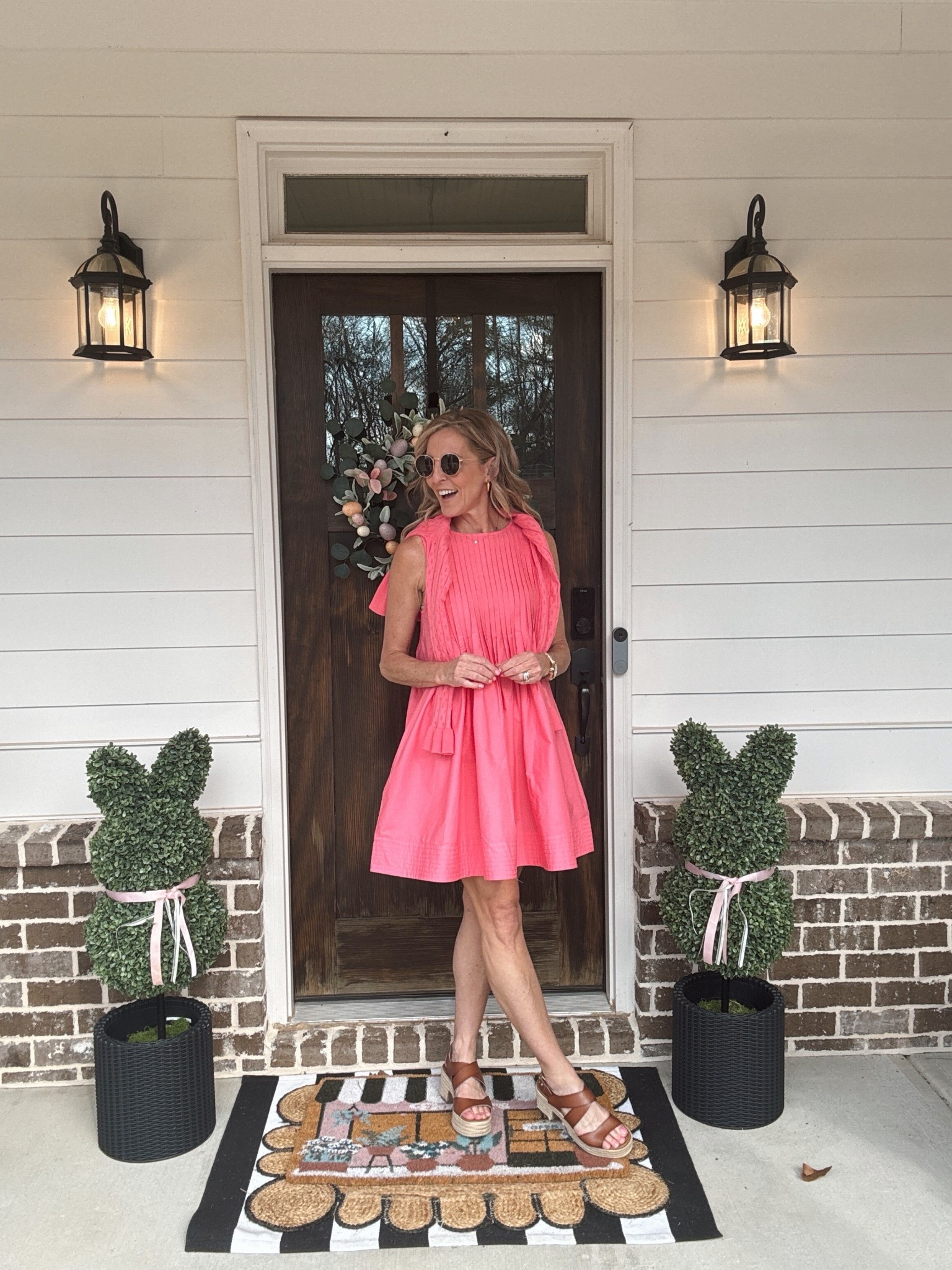 Step into a look, that’s all about the details. This press complete front and back create a trendy textured look that brings plenty a personality to this airline silhouette. The ideal dress for summer. (Already own in yellow). $34. Size XS  

#LTKgrwm #LTKmomlife #LTKootd