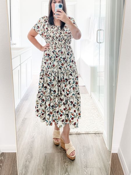 This dress style is so flattering and is nice and cool for hot summer days. Ivy City Co. has a lot of colors and patterns in this style. 