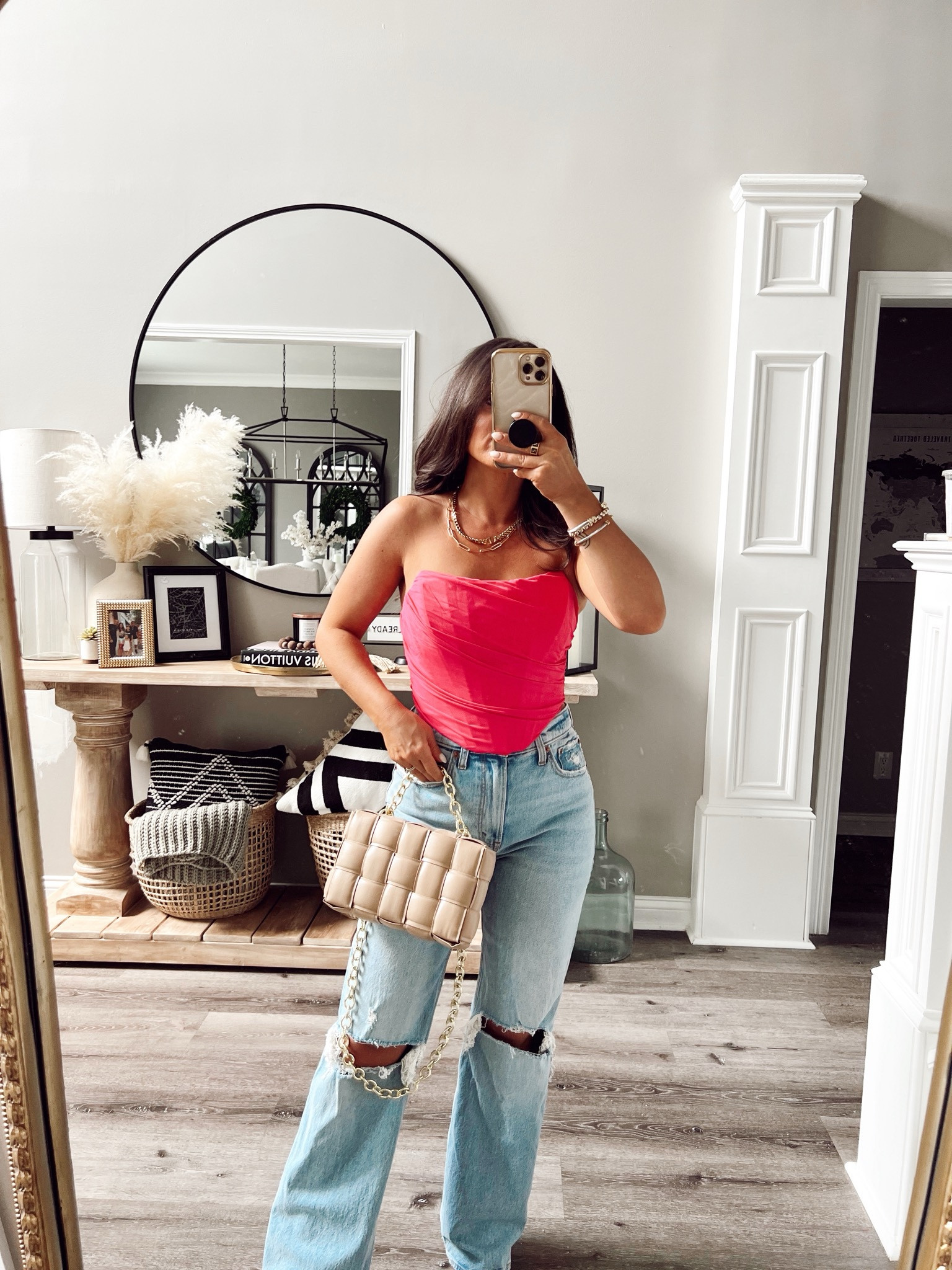 Spring sale 

Spring outfits 
Spring style 
Spring fashion 
Date night 

#LTKsalealert #LTKstyletip #LTKfindsunder50