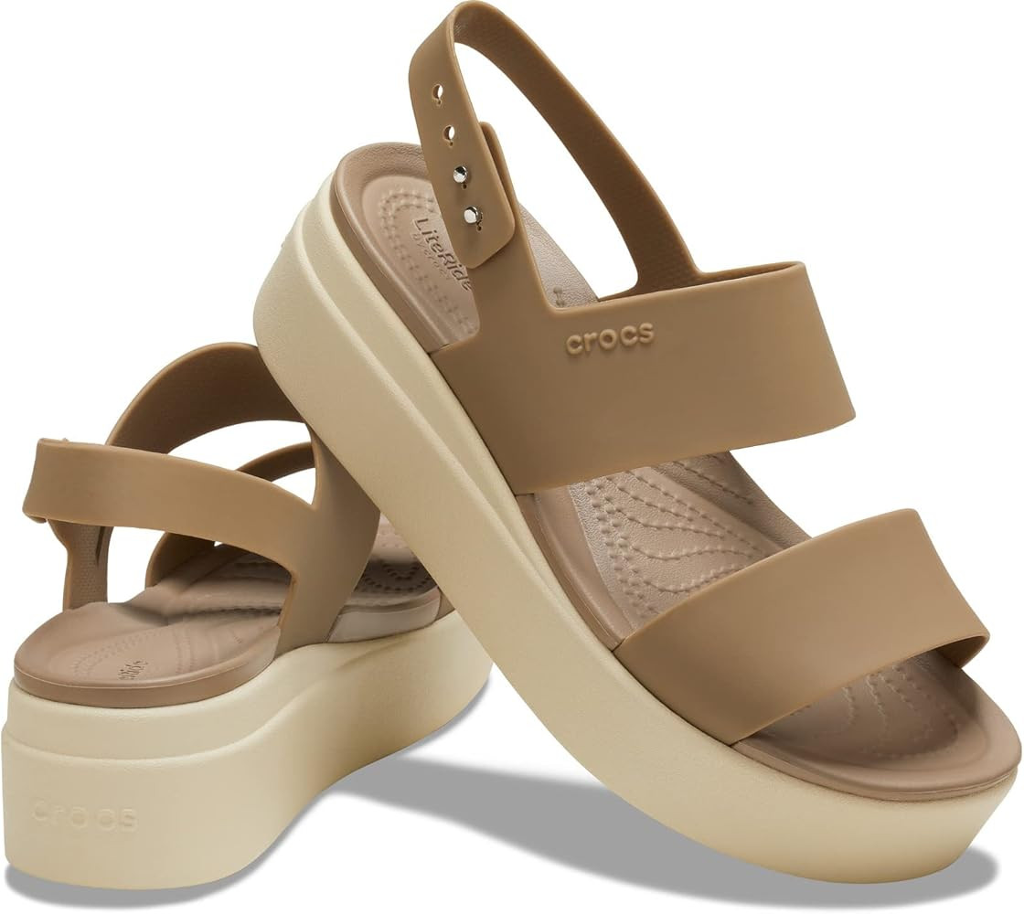 Crocs Women’s Brooklyn Low Wedges, Platform Sandals | Amazon (US)