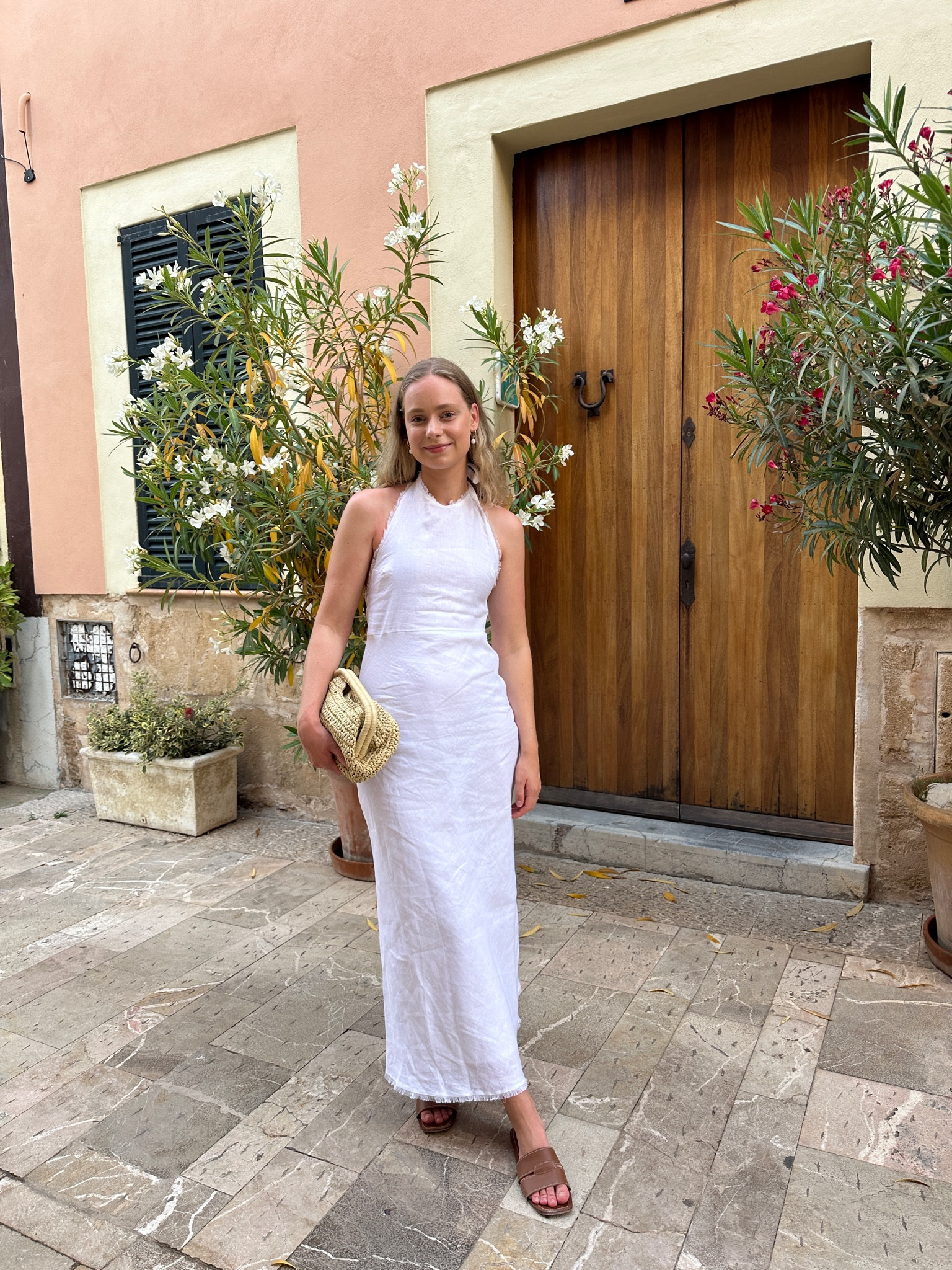 Summer closet loading 🤍

White dress, linen dress, linen jurk, backless dress, DISSH, brown slippers, brown sandals, white summer dress, long maxi dress

#LTKnederlands #LTKsummer #LTKeurope