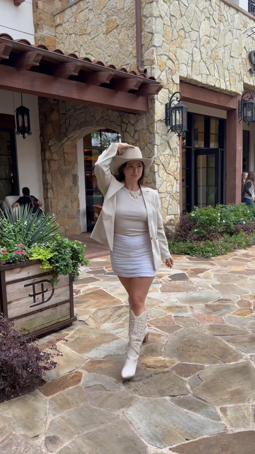 My favorite western outfit 

#LTKFindsUnder100 #LTKTravel #LTKMidsize