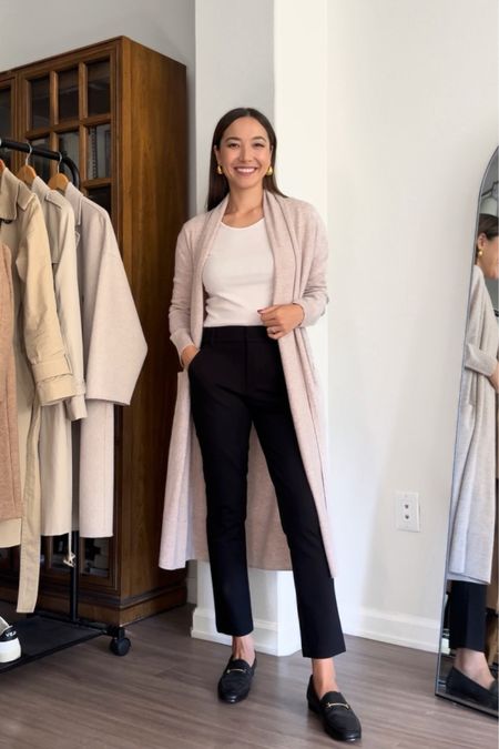 Fall Workwear / outfits for the office 

Long cardigan with pockets xs 
Trousers - 00 regular
Loafers 

#LTKSeasonal #LTKstyletip #LTKworkwear