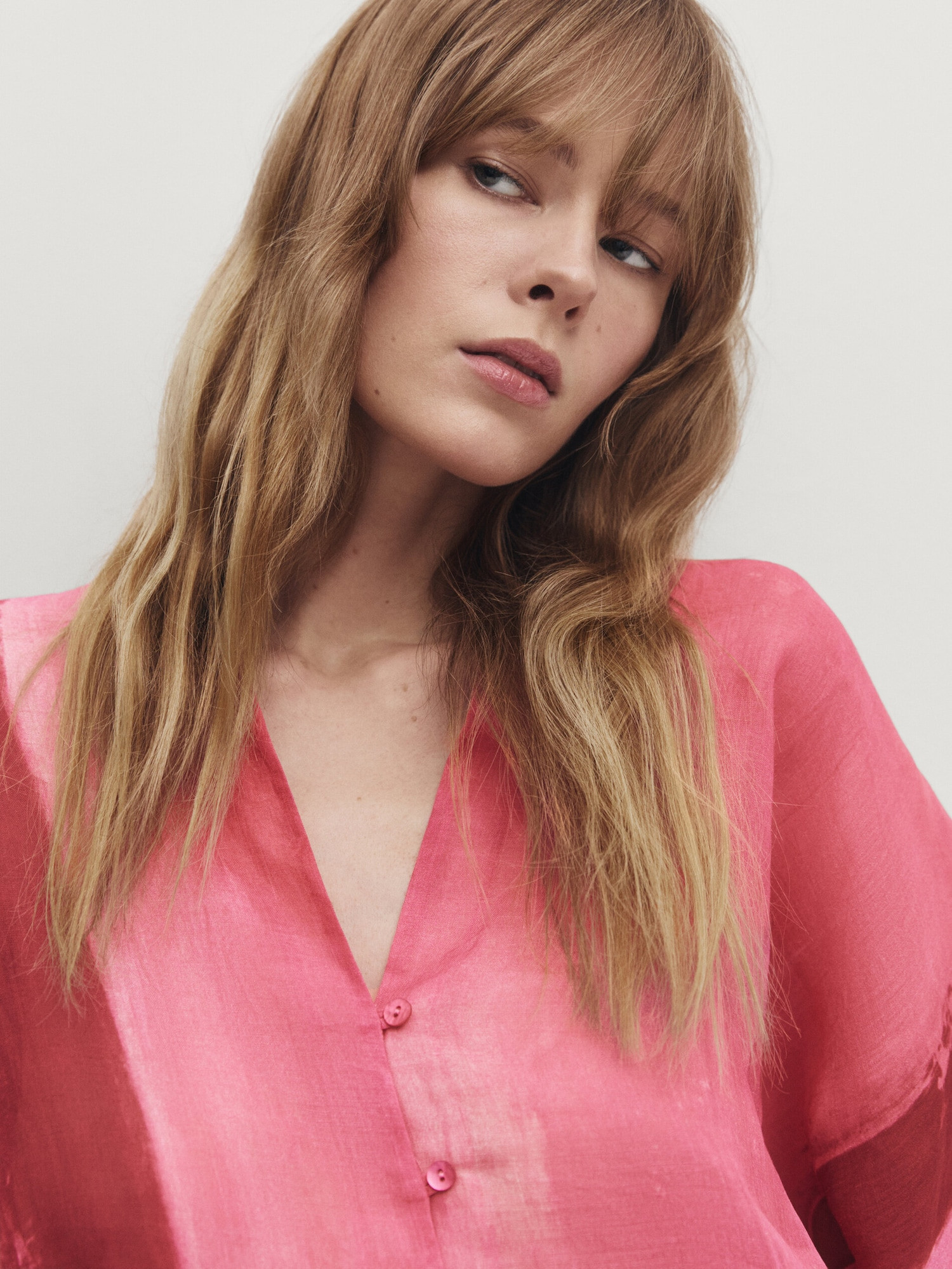 Hemd aus Ramie mit Colour-Block | Massimo Dutti DE