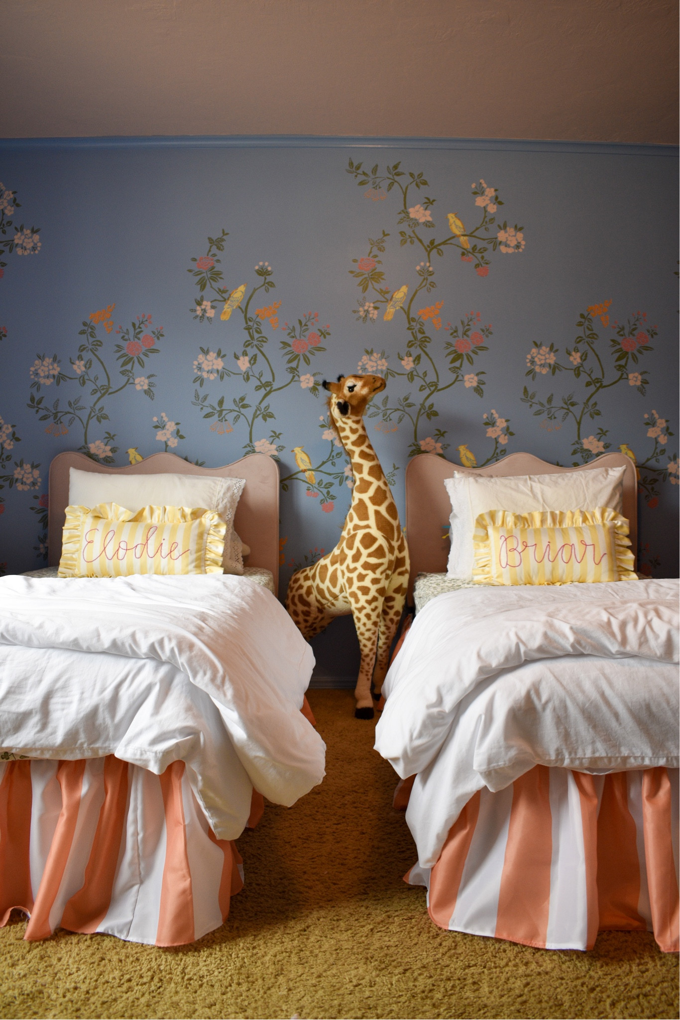 Fun & girly bedroom! The scalloped headboards are in a soft pink velvet which looks so good with the green clover sheets. The white duvet is a perfect fabric for small children aka easily cleaned! 

#LTKFind #LTKkids #LTKhome