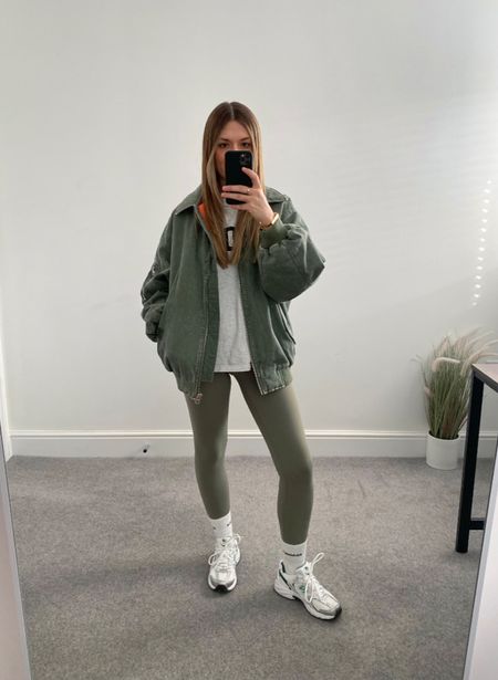 Ways to wear a green bomber jacket 💚

An easy layer to go over your activewear. 

I wear xs in this T-shirt and small in the leggings. 



#LTKeurope #LTKstyletip #LTKSeasonal