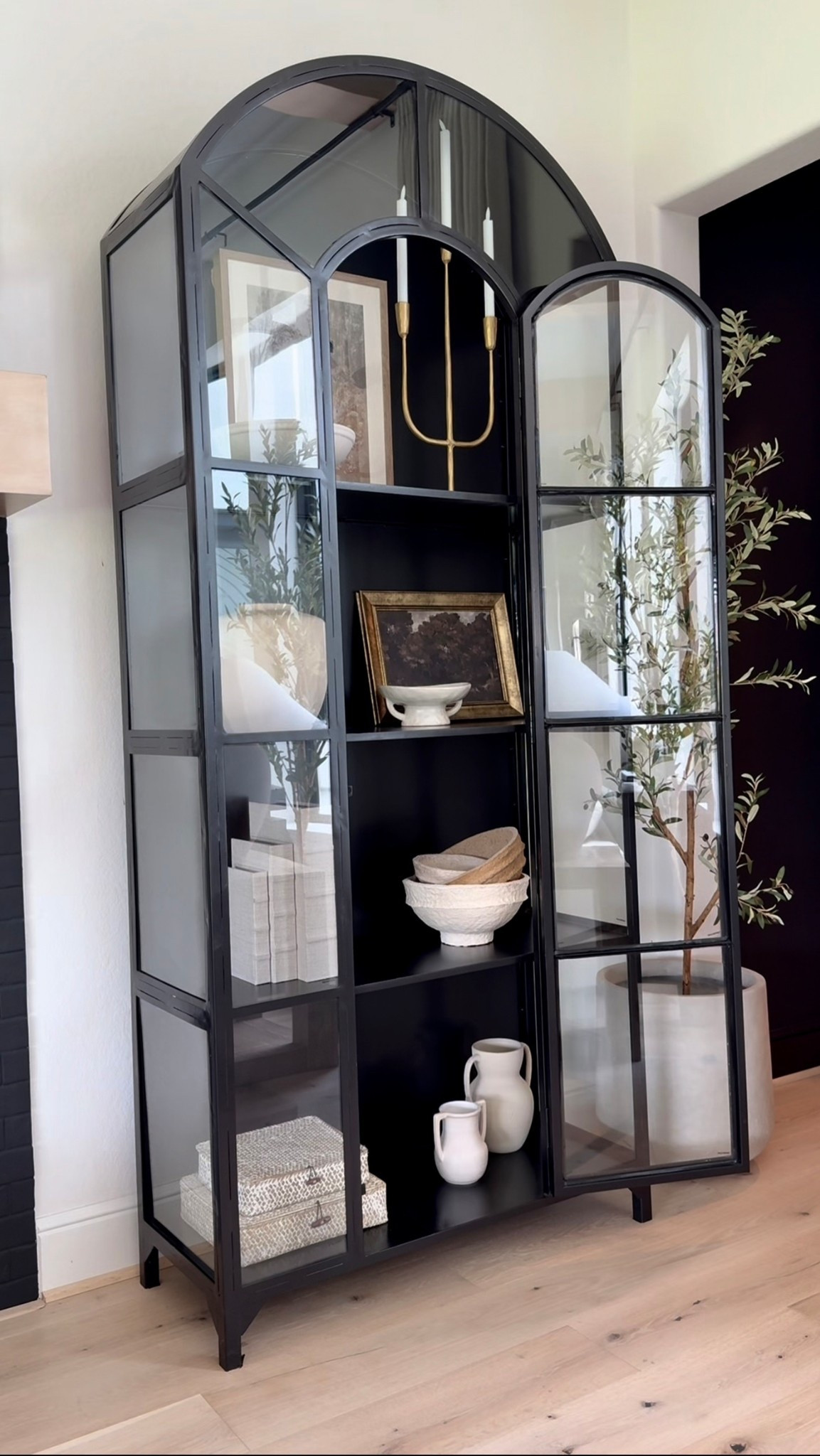 Refreshing our home for the new year meant focusing on pieces that feel calm, intentional, and functional  from @wayfair 🤍
From creating a cozy sleep sanctuary with layered bedding and thoughtful details, to conquering clutter with smart storage that actually looks good, these are the finds helping our home feel lighter and more organized for the season.

I’m also loving furniture that works harder this year…beautiful, multifunctional pieces that make everyday living easier without sacrificing style. Small updates really do make a big difference when everything has a purpose.

Sharing all my favorite Wayfair finds that helped pull this look together…..everything you need to refresh your space in one place.

#ad 
#Wayfair
@wayfair
#WayfairPartner 
#NewYearNewYou 