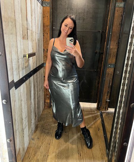 https://rstyle.me/cz-n/gz5hy7dfr97 Metallic party dress ✨

#LTKstyletip #LTKSeasonal #LTKunder100