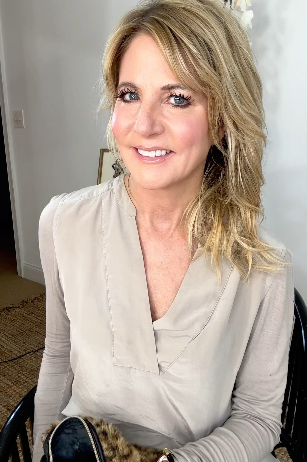 I have found the absolute best mascara. My holy grail, ride or die. 

It’s the Instant Unlocked Extensions by Hourglass. It is the best for length and volume. 

The added benefit, it helps to conceal my hooded eyelids. The longer and fuller your lashes are, the more they cover. And this mascara does just that. 

I always use a lash primer before applying my mascara. (It’s like panties for your eyelashes 🤣). I love the Cils Booster by Lancôme. 



#LTKbeauty #LTKVideo #LTKover40