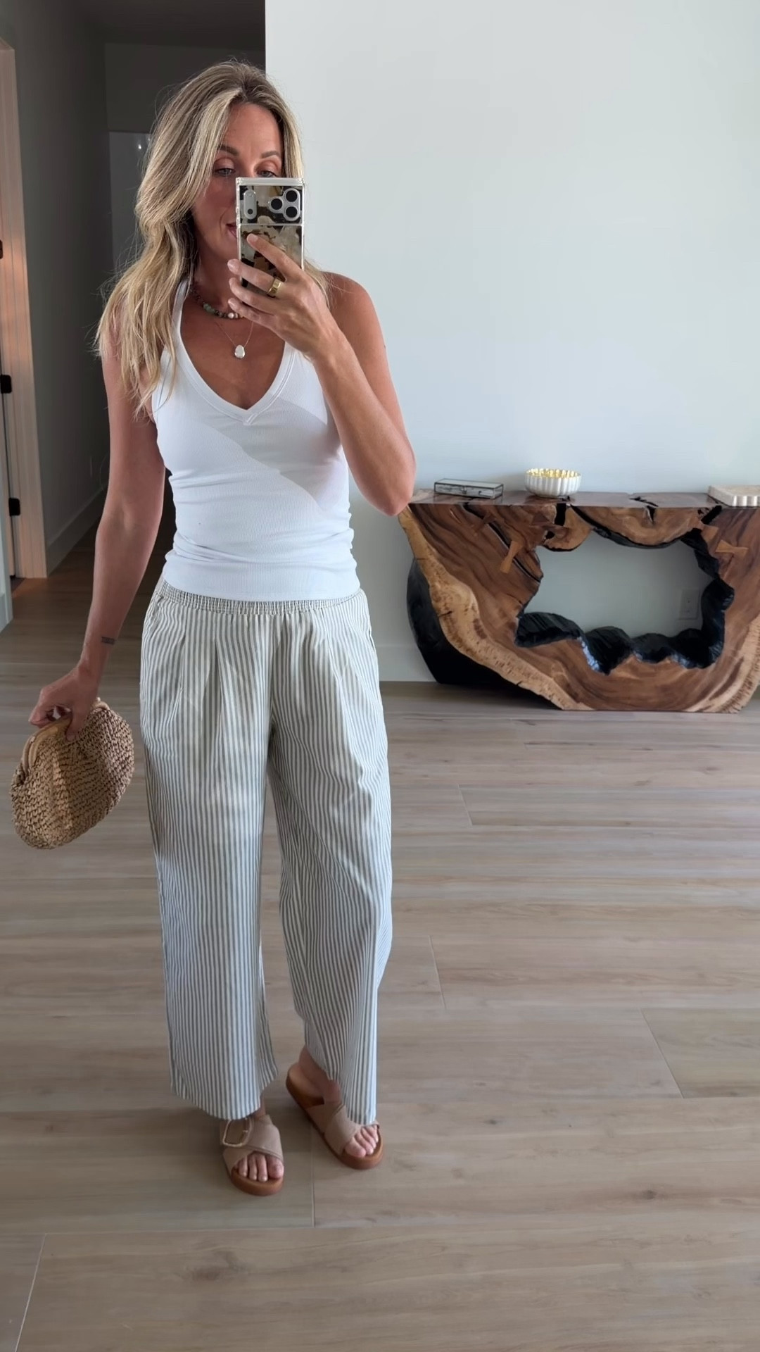 Amazon palazzo pants

#LTKSeasonal #LTKU #LTKmomlife