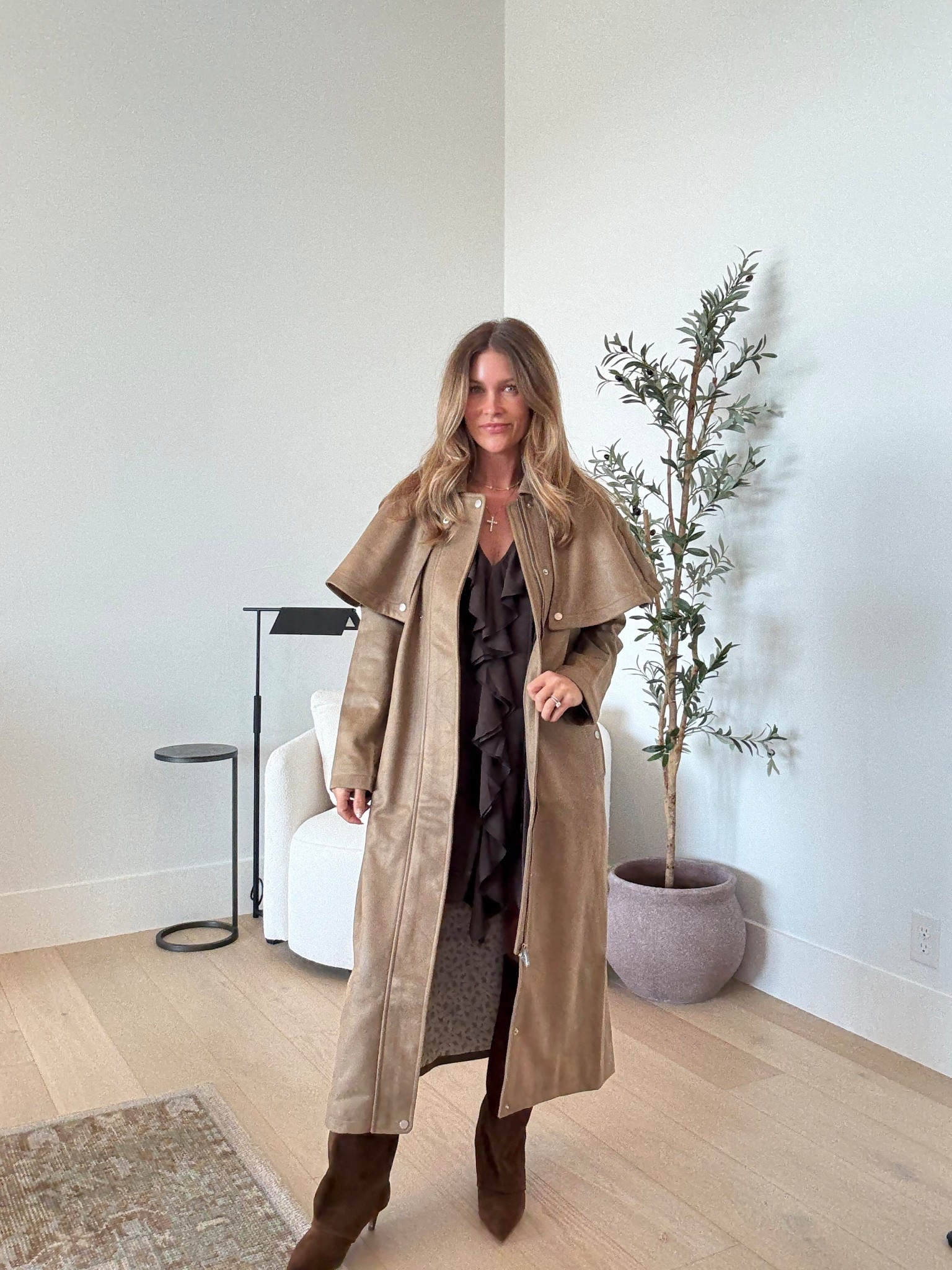 Let’s unbox my first official fall order!! So many cute things for fall, now I’m ready for the weather to cooperate so I can wear it all😍 jackets, polka dots, fall wedding guest dress

Open edit ruffle dress size XS 
Steve Madden kitten heels boots run tts
Trench coat 

#LTKPetite #LTKStyleTip #LTKShoeCrush