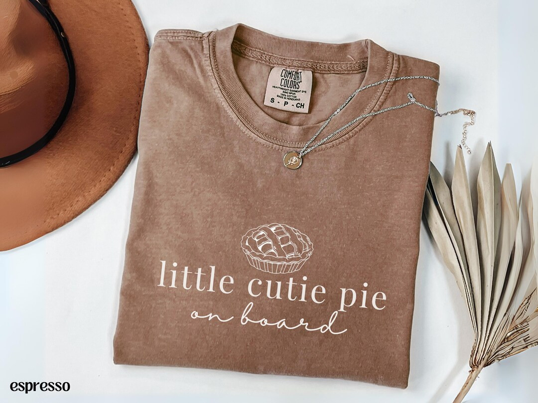 Thanksgiving Pregnancy Announcement Shirt, Pumpkin Pie Expecting Mother Baby Reveal Party Tee, Fu... | Etsy (US)