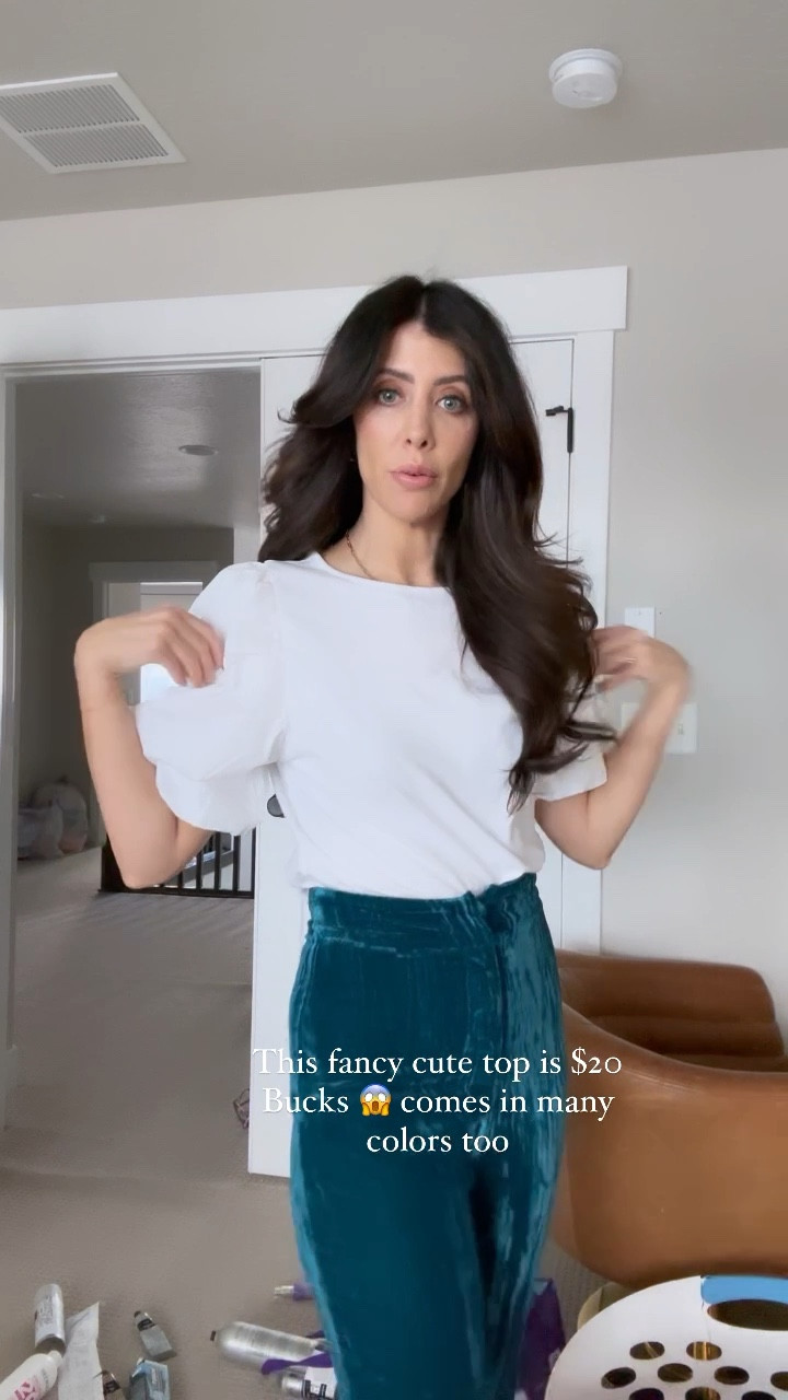 Love this cute top and it’s $20 bucks!! Wearing the size xs tts! #targetfinds #whitetop #puffsleevetop 

#LTKunder50 #LTKSeasonal #LTKFind
