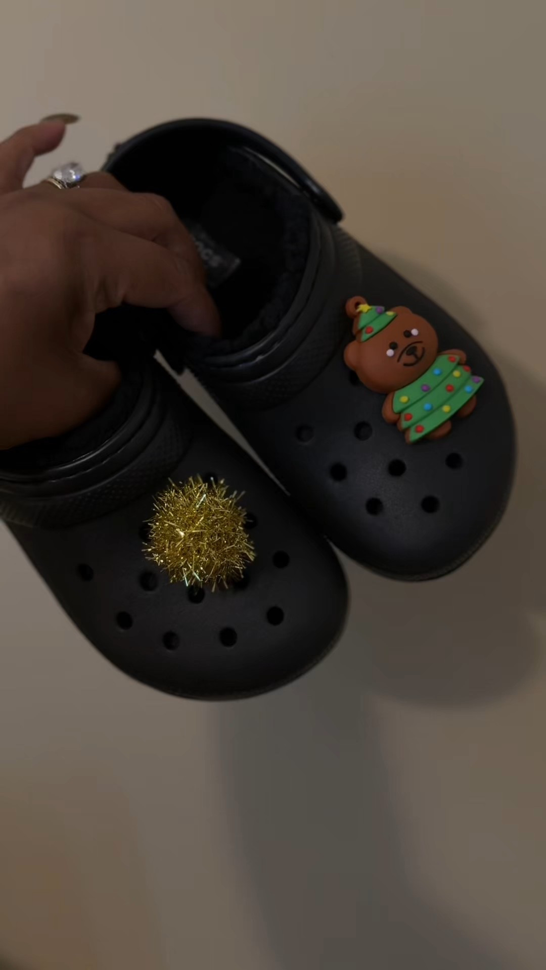 Holiday Jibbitz



#LTKGiftGuide #LTKShoeCrush #LTKHoliday