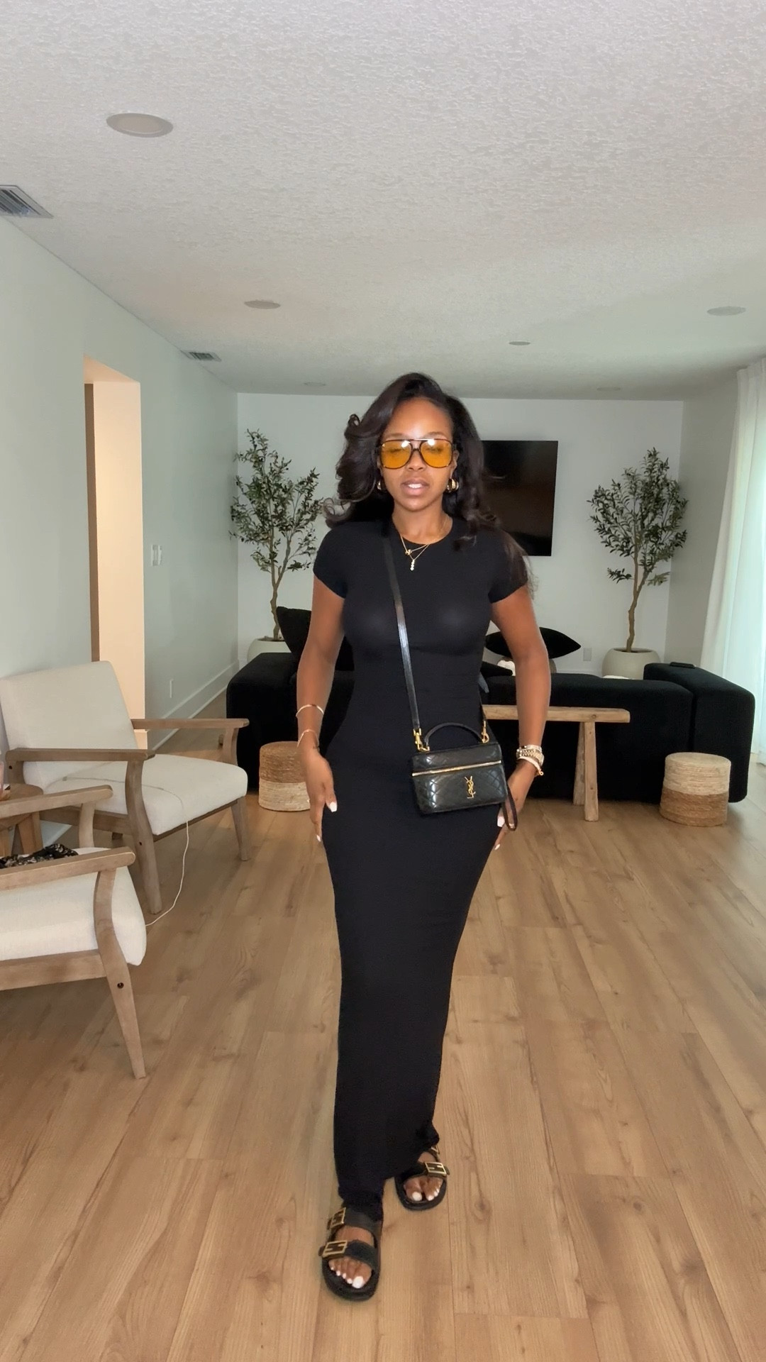 Running errands 💕

Size small I’m 5’4 | 140lbs | 36D -27 -40  IG & YT: kirasfashionfinds TT: kiraabboud 


#LTKU #LTKFindsUnder50 #LTKPetite