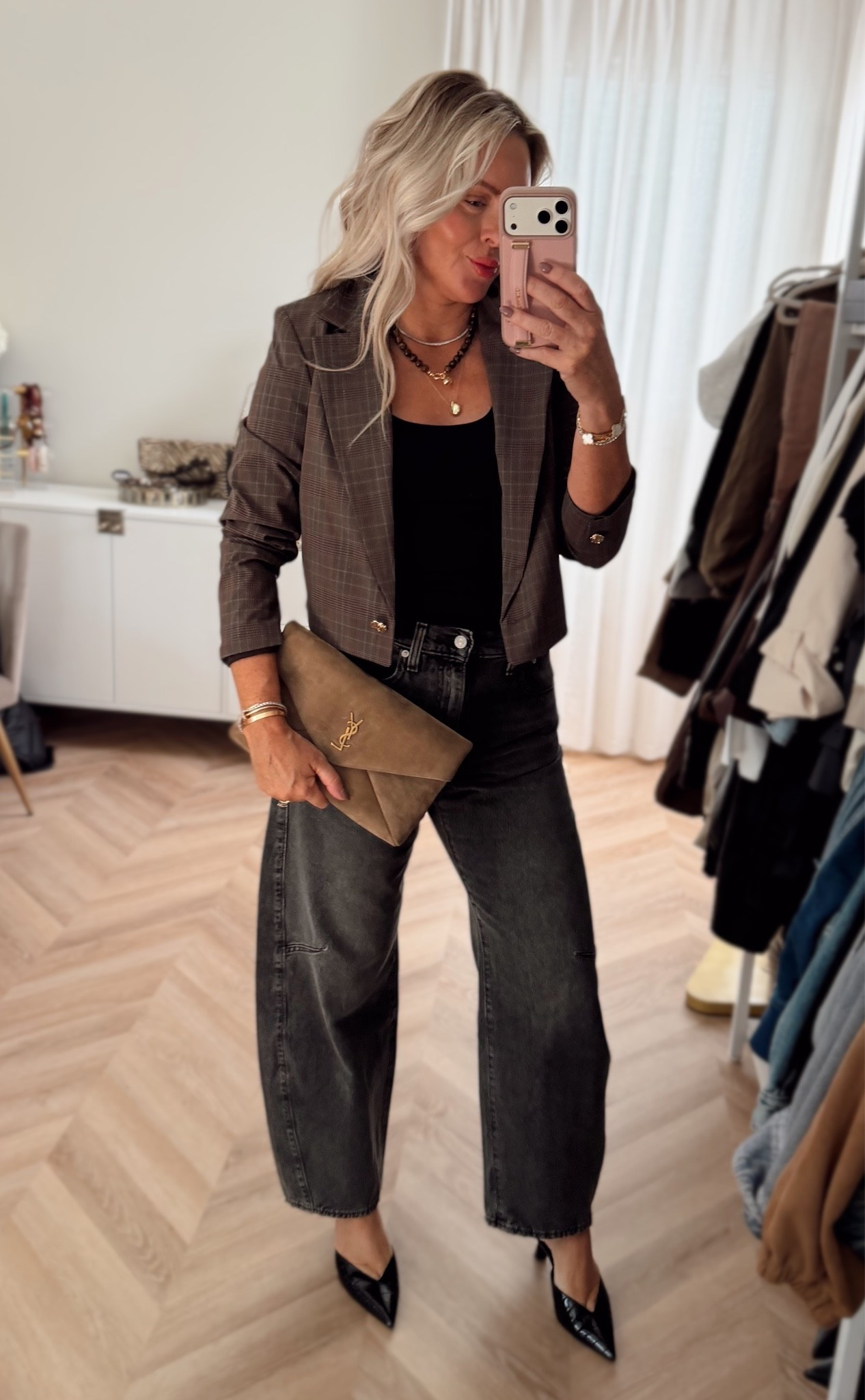 Can’t get over this Walmart crop blazer! It’s stunning and so flattering on! Work friendly too! I did small. Jeans on sale ✨🤎