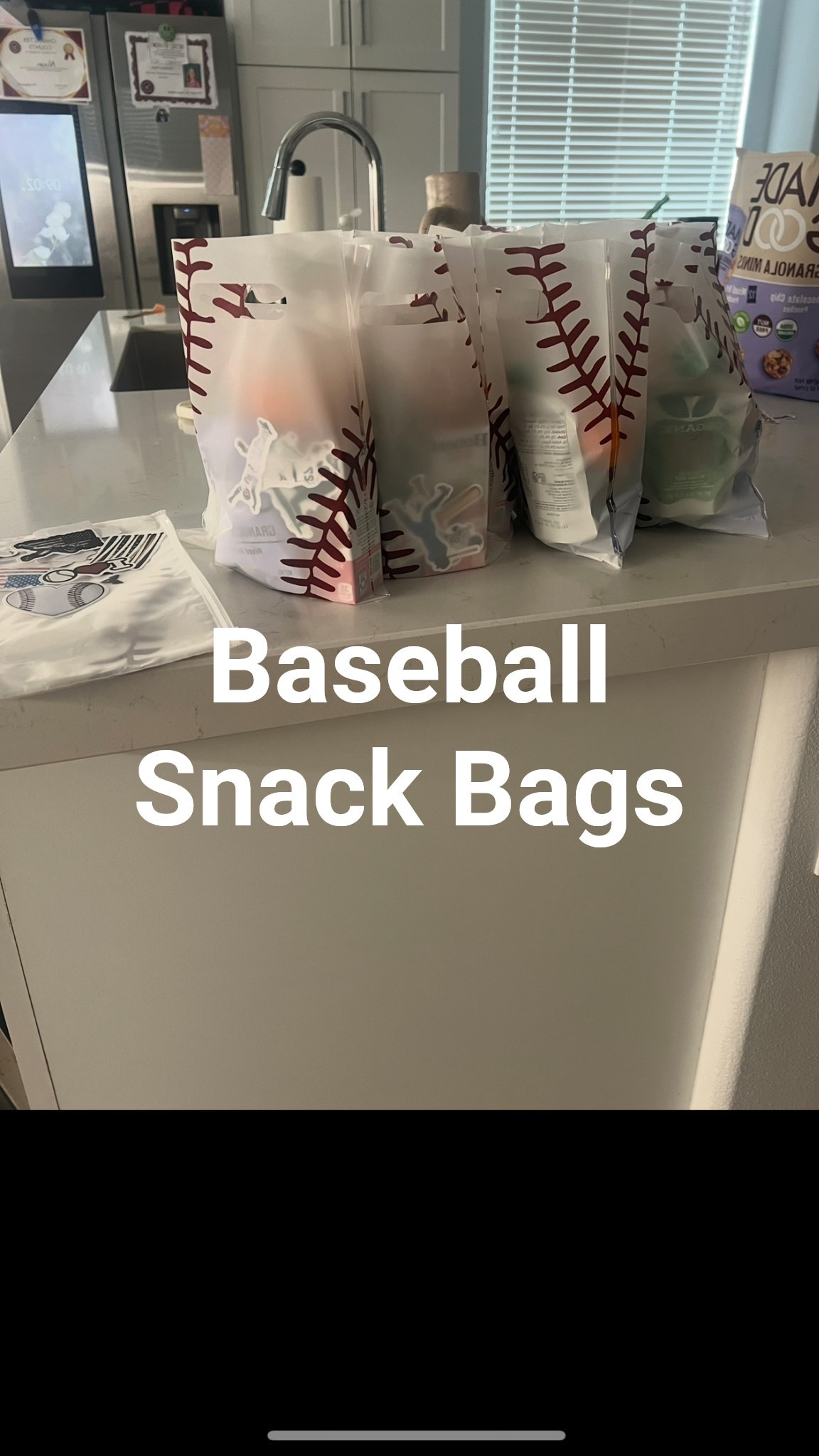 Baseball snack bags
From Amazon 

#LTKSeasonal #LTKFindsUnder50 #LTKKids