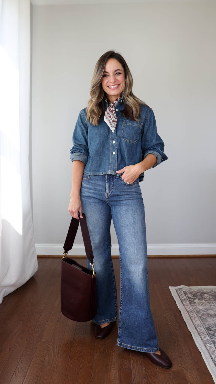 Two great pairs of jeans from @Madewell I would check out while they’re on sale (plus some really great tops and accessories on sale as well). 

Take 20% off your order with code LTK20 through 8/17

Darted Barrel Jeans: petite 24 in midnight stone wash 
Wide Leg Jeans: petite 25 in sunnyside wash
Floral Chateau Top: xxs in vanilla 
Brown Lace Trim Top: xxs in dark chicory
Denim Boxy Cop Top: xxs 
‘90s Envelope Tee: xxs in horizontal mini stripe 
Great Glove Flat: tts in rich burgundy 
Maren Bucket Bag in rich burgundy 

#madewellpartner #ad #madewell

#LTKPetite #LTKxMadewell