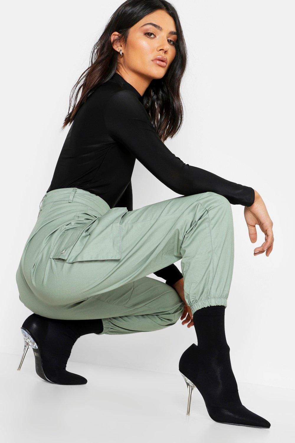 Womens Woven Pocket Cargo Pants - Green - 10 | Boohoo.com (US & CA)