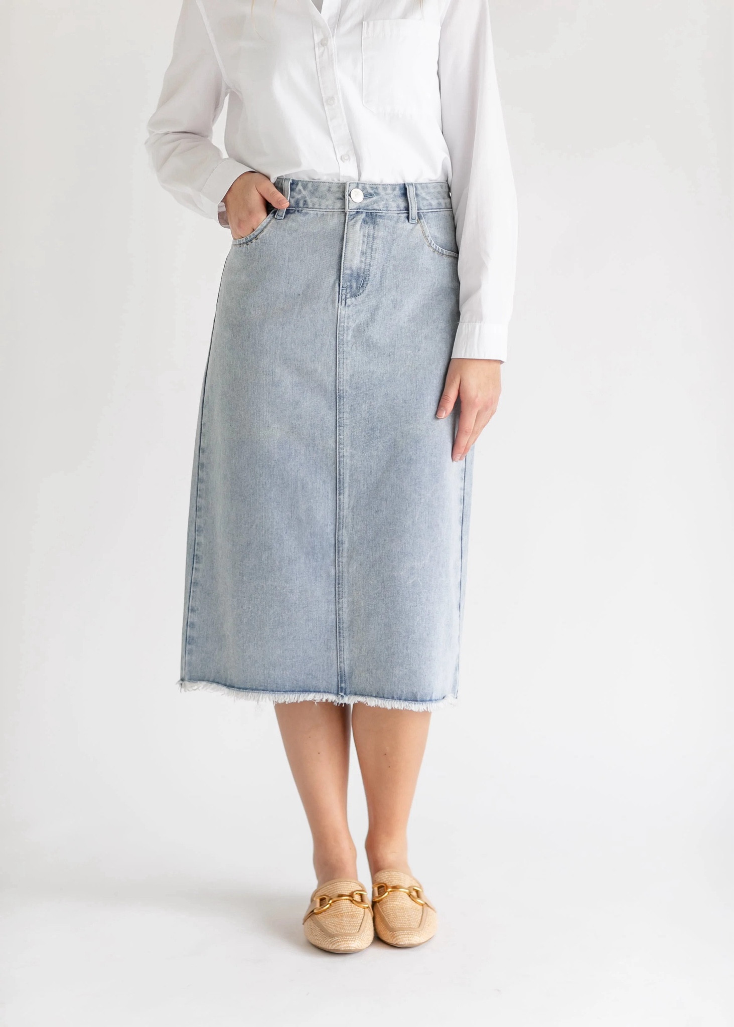 Denim skirts

#LTKU