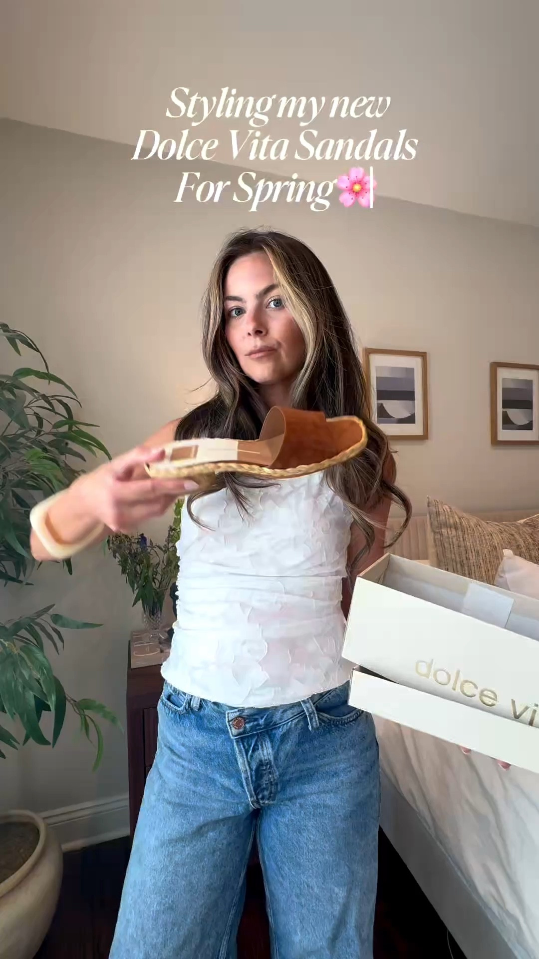 The perfect Spring/ Summer sandal does exist!! Loving this pair from #dolcevita !!

FYI they do run 1/2 big so definitely recommend sizing down! 

#dolcevitashoes #springshoes #summershoes #sandals #kittenheels #slides #springoutfits #casualchic 

#LTKMothersDay