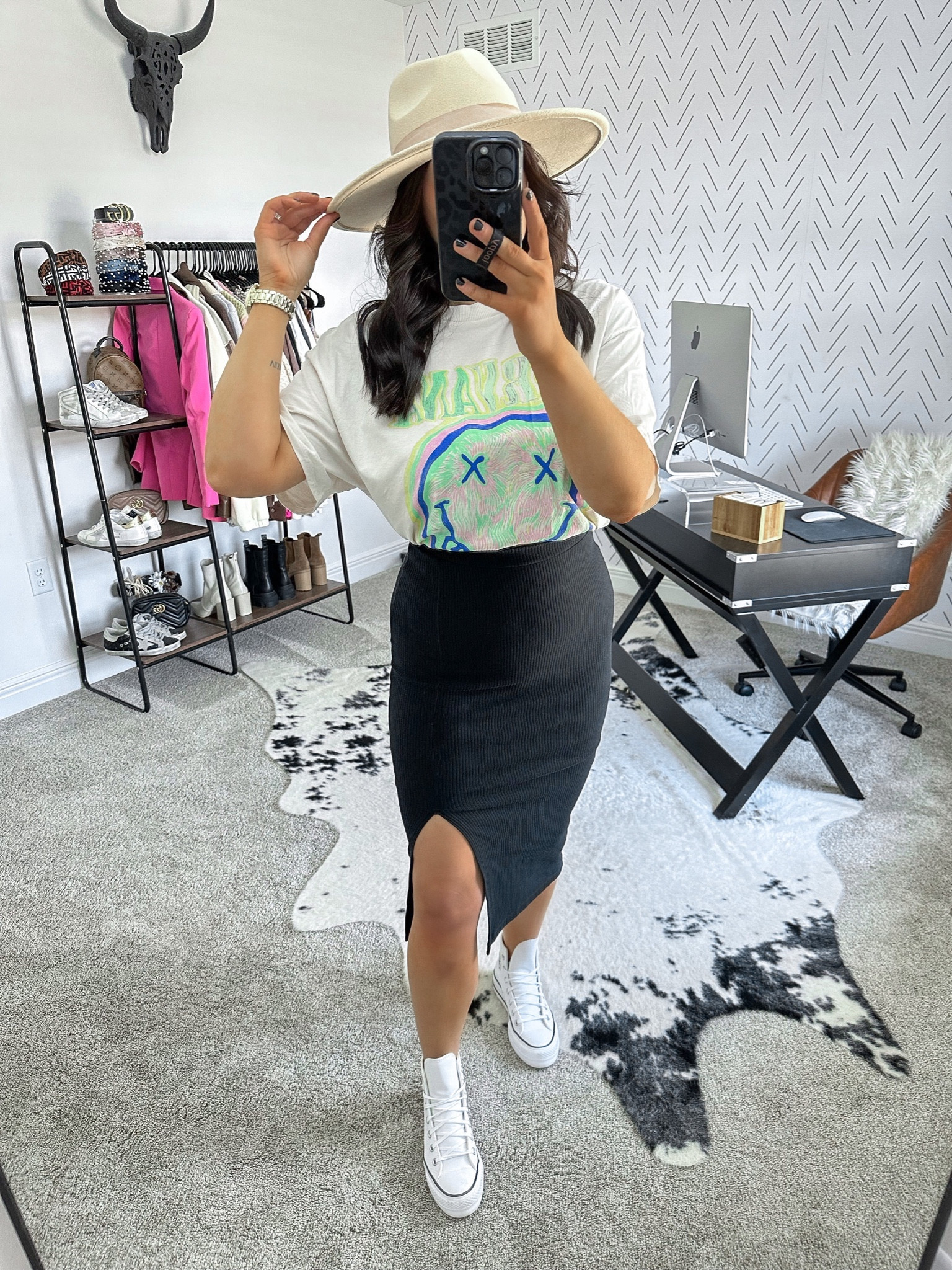 Tee — small
Skirt — xxs

Casual spring outfit | winery outfit | white leather platform sneakers | black bodycon midi skirt | Nirvana graphic tee | wool hat 



#LTKstyletip #LTKunder50 #LTKshoecrush