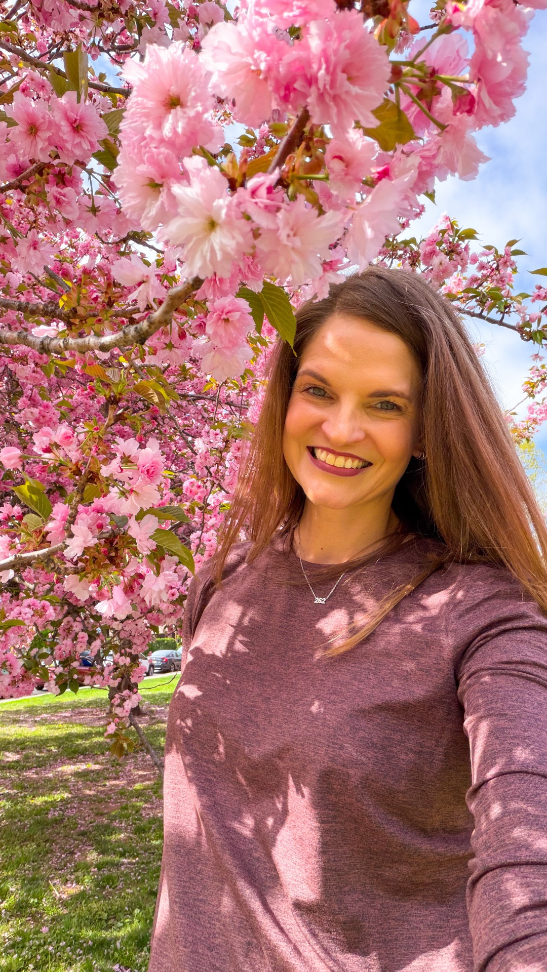 Lilly Pulitzer might be known for their bright prints but this brown (French Roast x Noir Heather) has me obsessed. So soft and the best cut on this top  

#LTKmomlife #LTKootd #LTKOver40