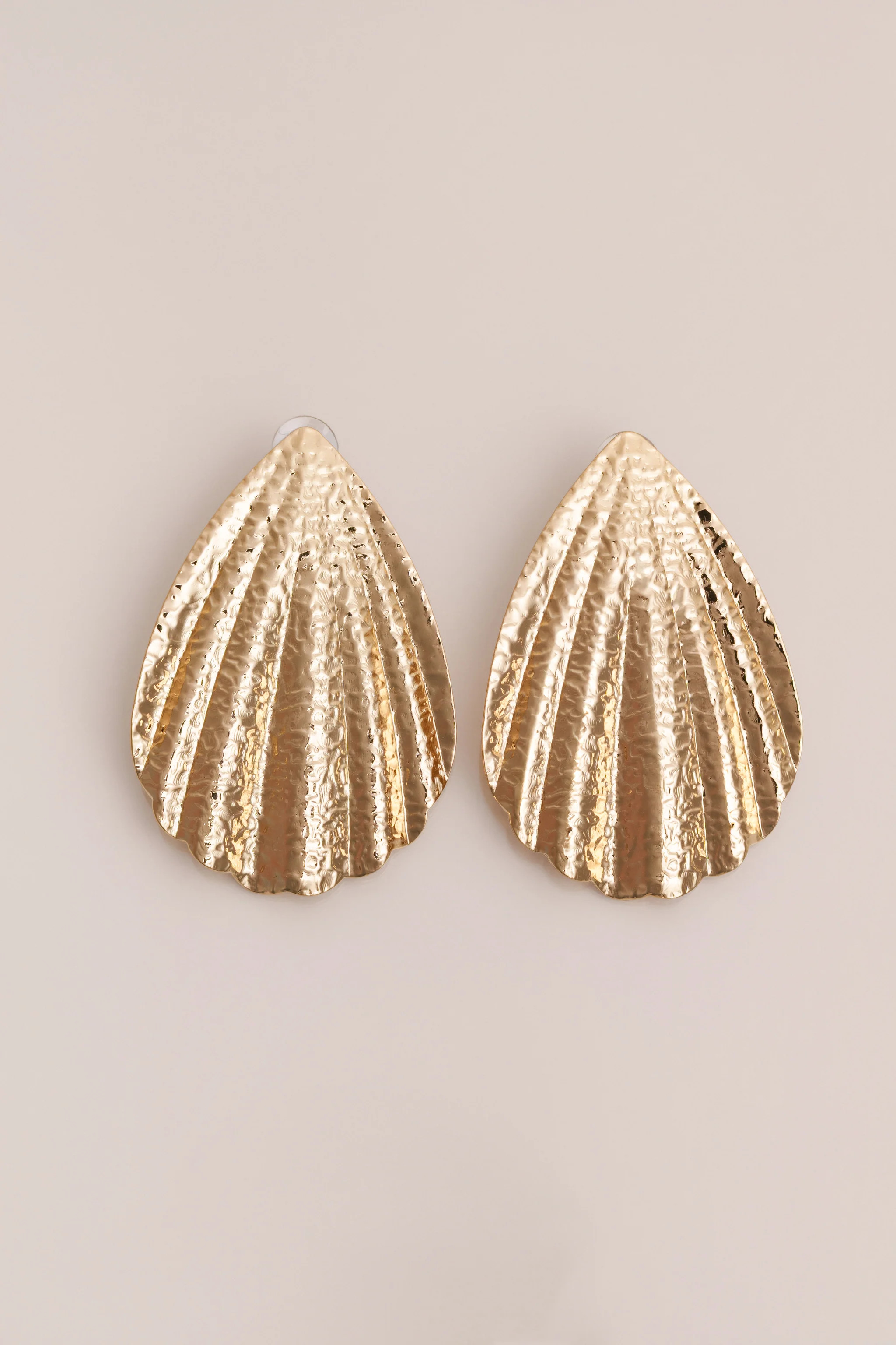 Gold Seashell Shores Earrings | JLUXLABEL