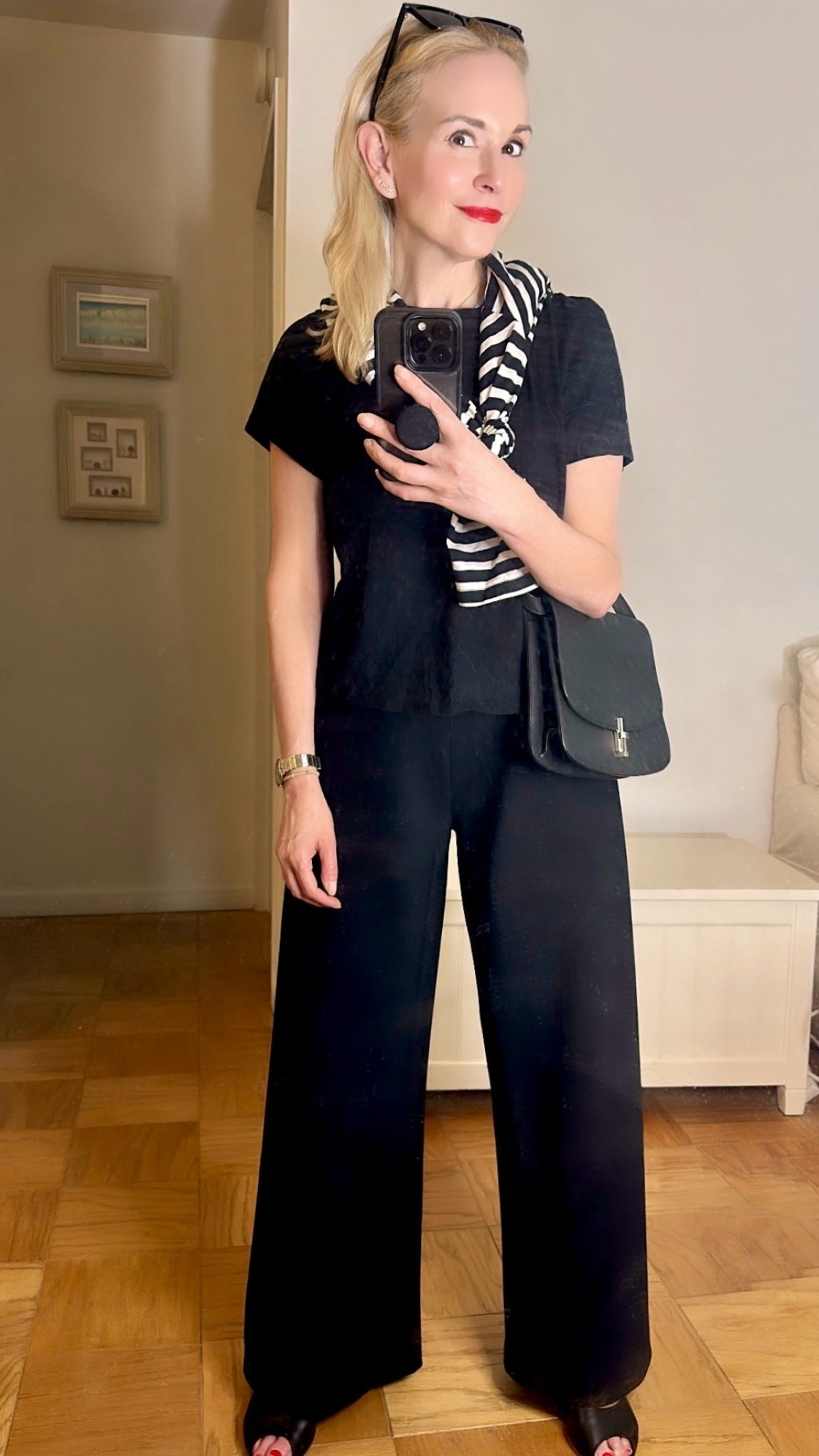 Target black tee
La Ligne pants
Jaime Haller shoes
Row Sophia crossbody
JCrew stripped tee
Hart necklace

#LTKootd #LTKPetite