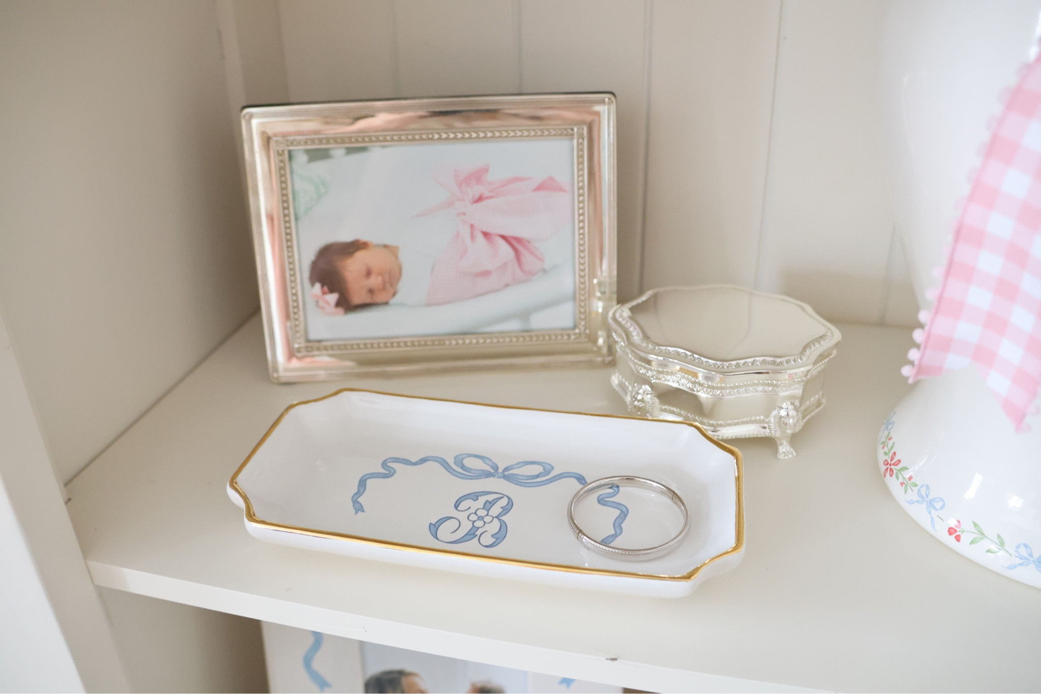Introducing… the second Lauren Haskell LoHome x Chapple Chandler collection! This one was inspired by Betsy and created for her nursery! Every precious piece is a keepsake your little ones can love forever! Customize with a monogram initial and pick your ginger jar design and size! See more inspo on my Instagram @chapplechandler 🎀💕

#LTKhome #LTKbaby #LTKGiftGuide