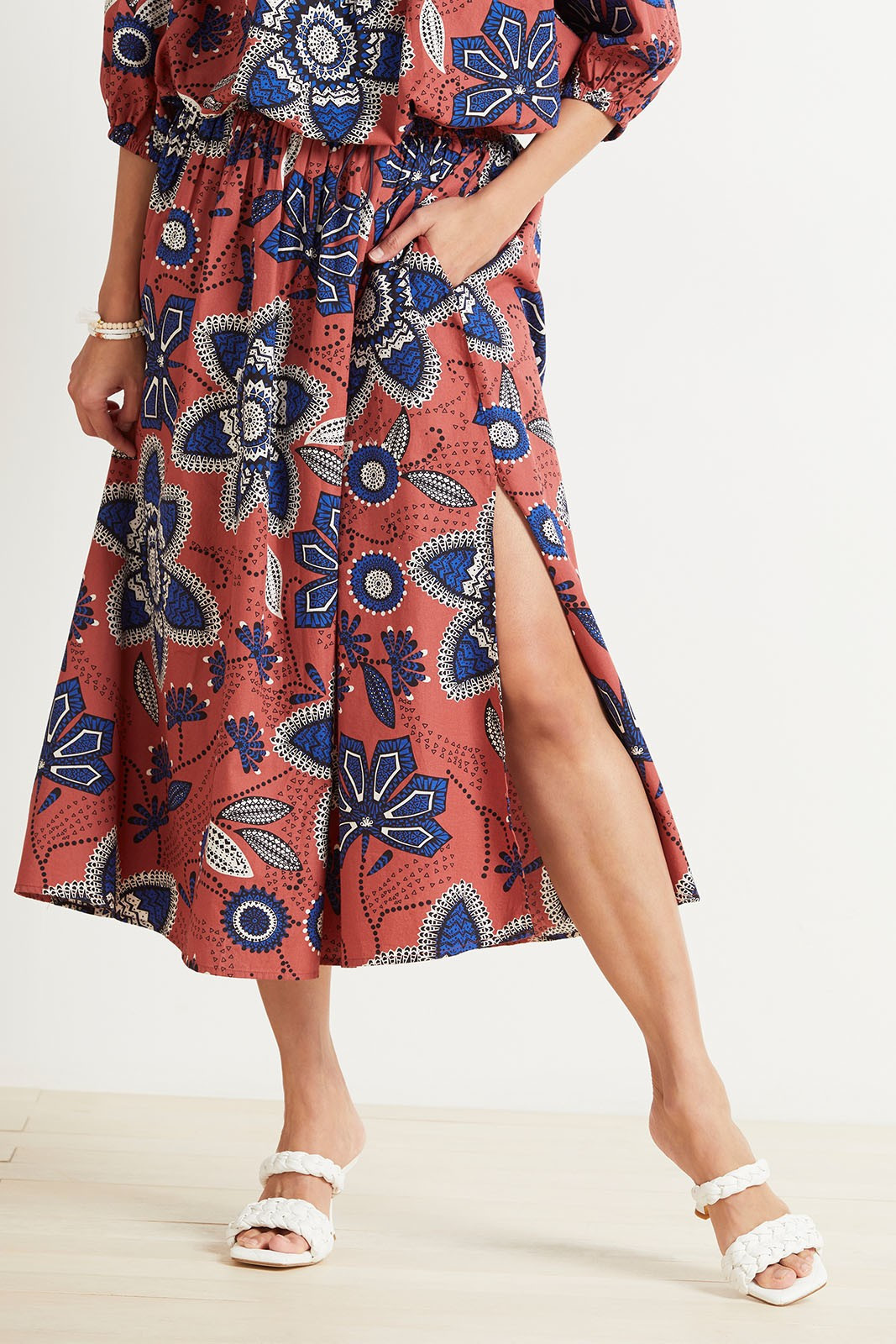SUNDRY Exploded Floral Skirt | EVEREVE | Evereve