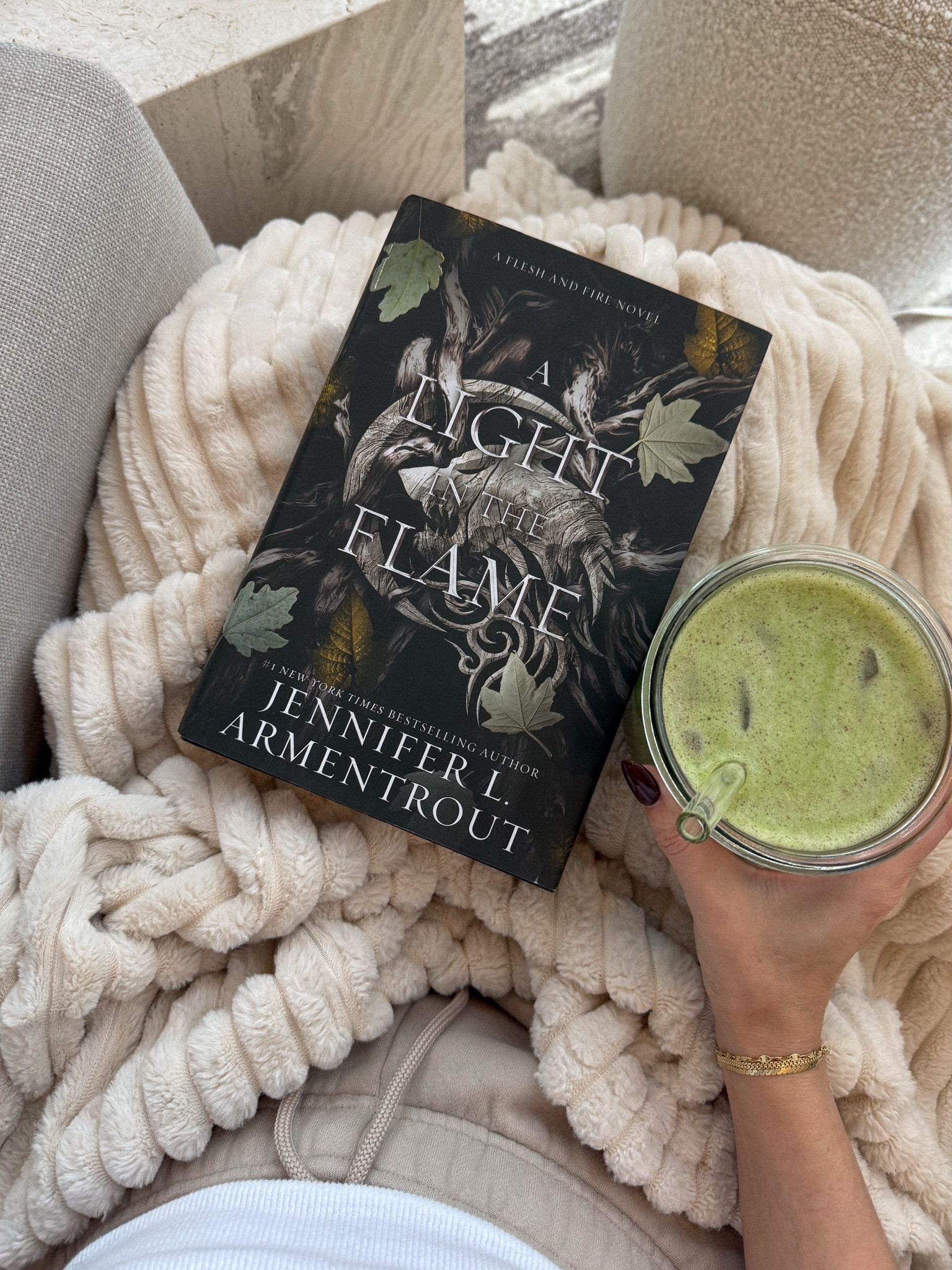 evenings like this >>> matcha, a new book, and not a single thought outside this world

evening routine aesthetic, cozy night routine, reading before bed, romantasy books, a light in the flame, jennifer l armentrout books, from blood and ash series, booktok reads, matcha aesthetic, cozy reading nook, unwind routine, soft life aesthetic, book lover aesthetic

#LTKvlog #LTKHome #LTKdayinmylife