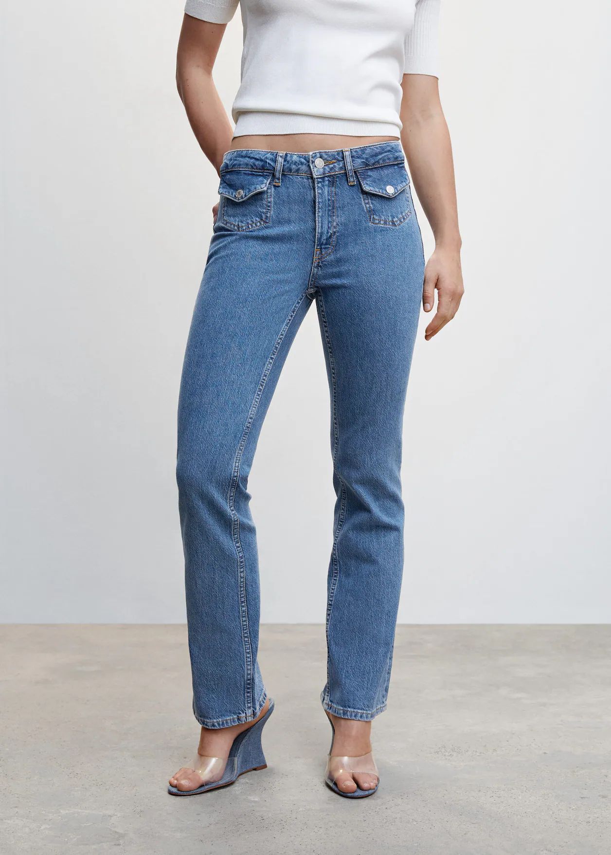 Flared jeans with pocket | MANGO (US)