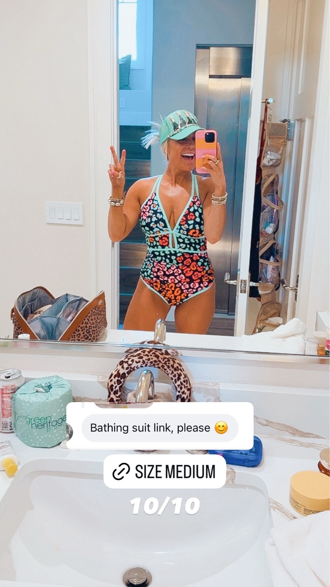 Love this swimsuit from Amazon / medium