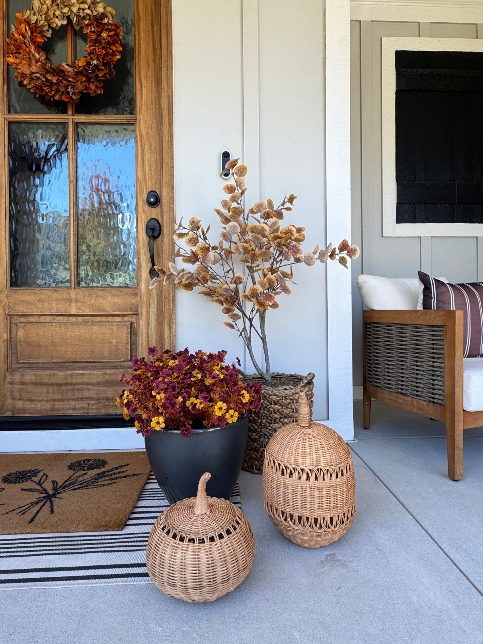 Fall front porch ideas 

Fall porch, fall front porch, fall decor, outdoor decor, outdoor fall, fall porch inspo, fall porch decor, porch inspo, fall outdoor finds, target pumpkins, rattan pumpkins 

#LTKFindsUnder50 #LTKHome