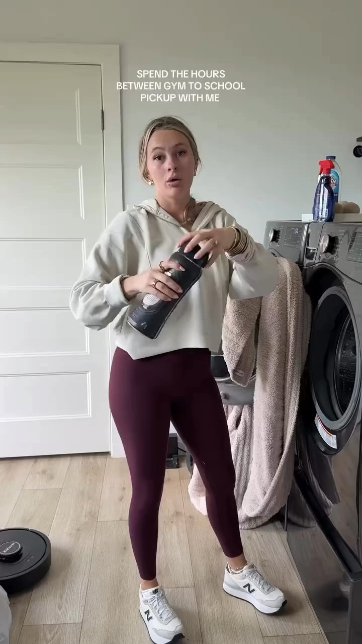 One thing about it, as soon as I get some anxiety, I start fast pace, cleaning my house🫠🫠 #ditl #anxiousclean

#LTKvlog #LTKmomlife #LTKdayinmylife