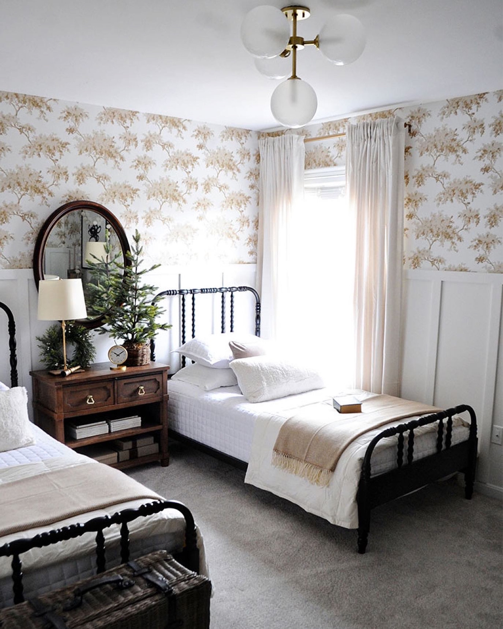 Vintage style Christmas guest bedroom...

#LTKHoliday #LTKhome #LTKSeasonal