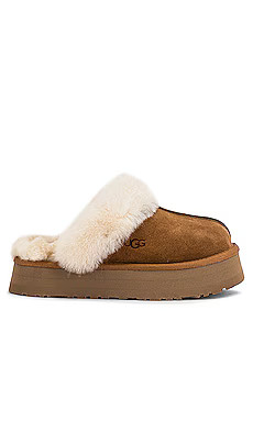 UGG Disquette Fur Slide in Chestnut from Revolve.com | Revolve Clothing (Global)