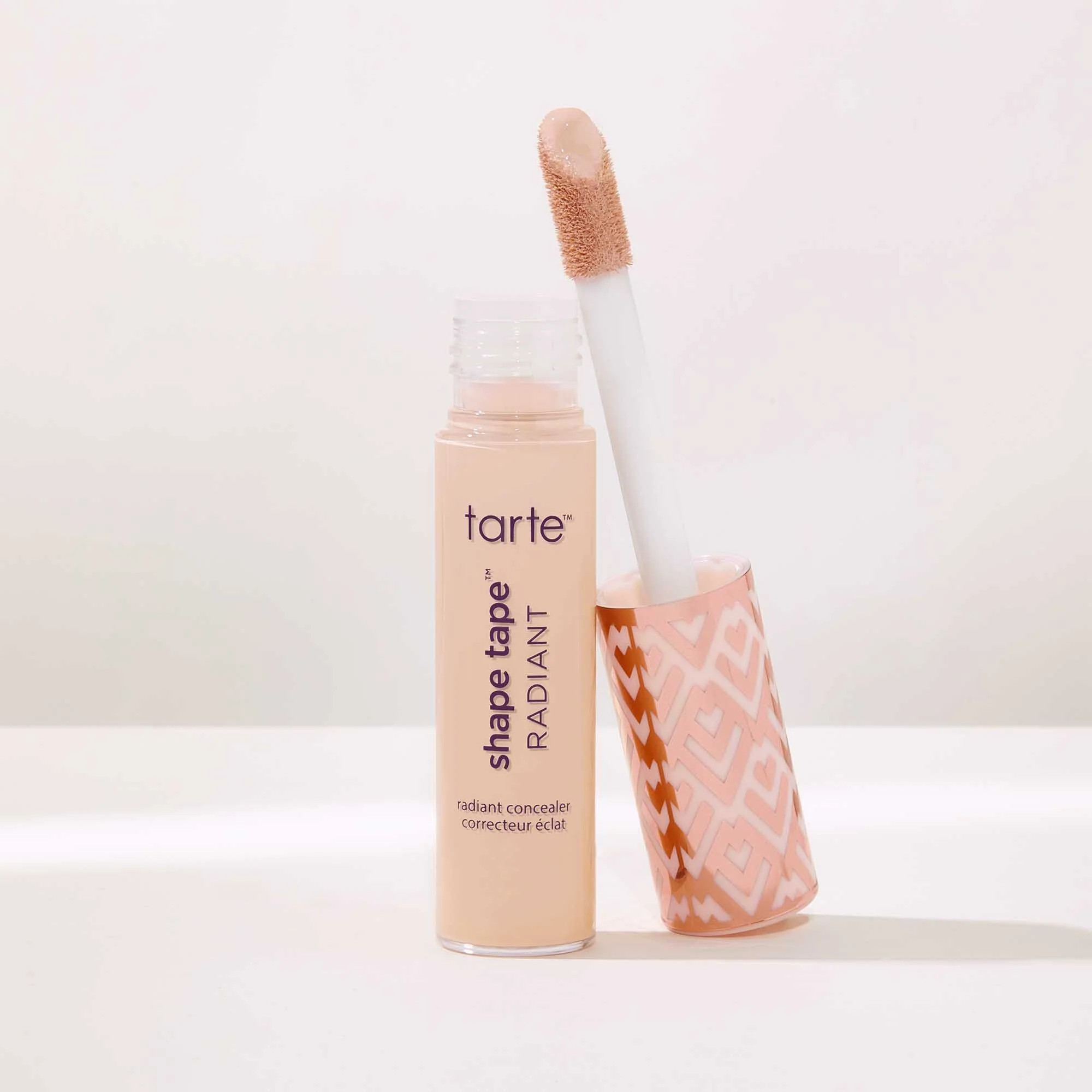 shape tape�?� radiant concealer - 20B light | tarte cosmetics (Global)