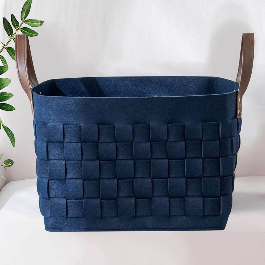 boldmonkey Blankets Basket 16.5 " x13 x13 , Extra Large Rectangular Laundry Hamper with Leather H... | Amazon (US)