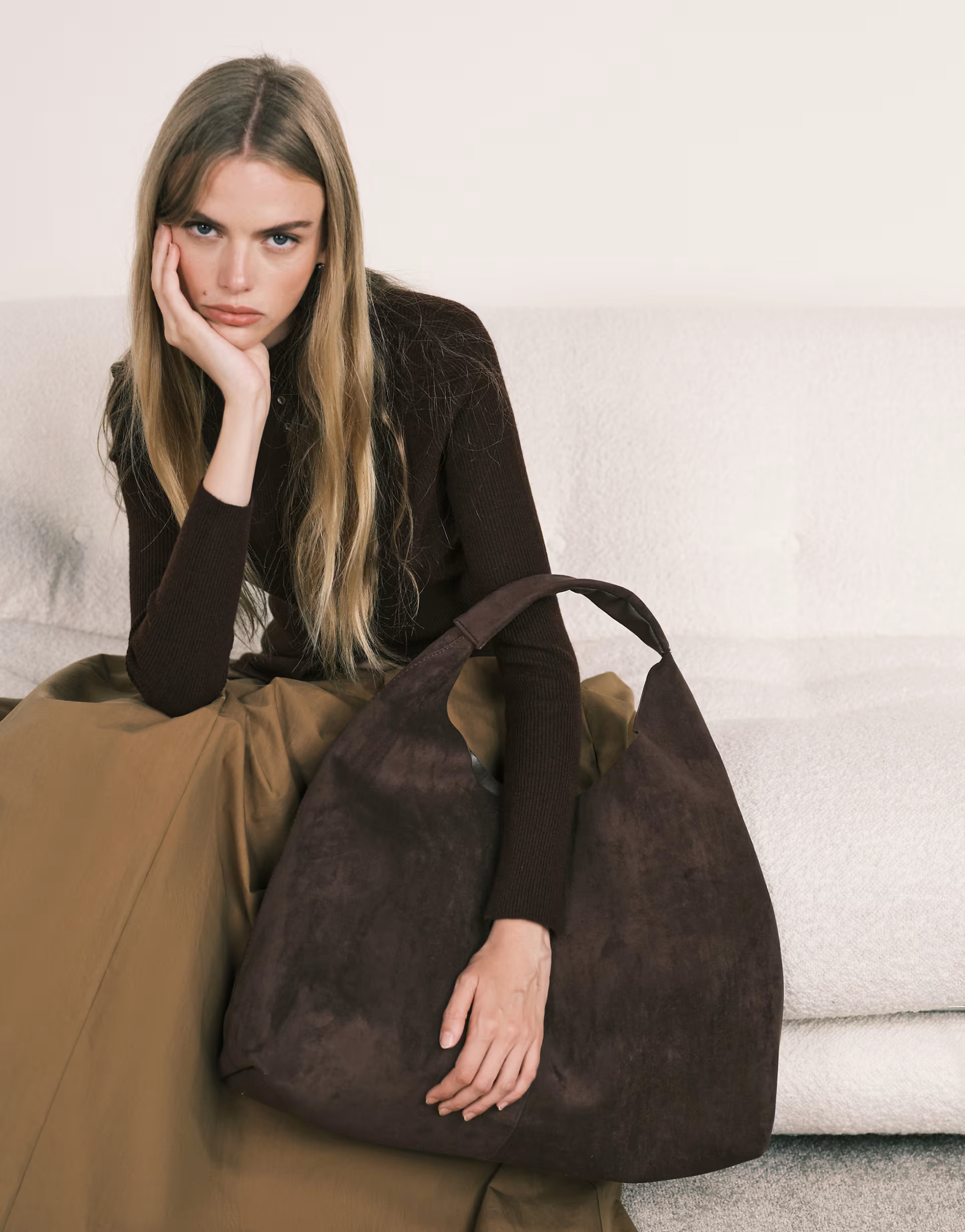 ASOS DESIGN faux suede scoop tote bag in chocolate | ASOS | ASOS (Global)
