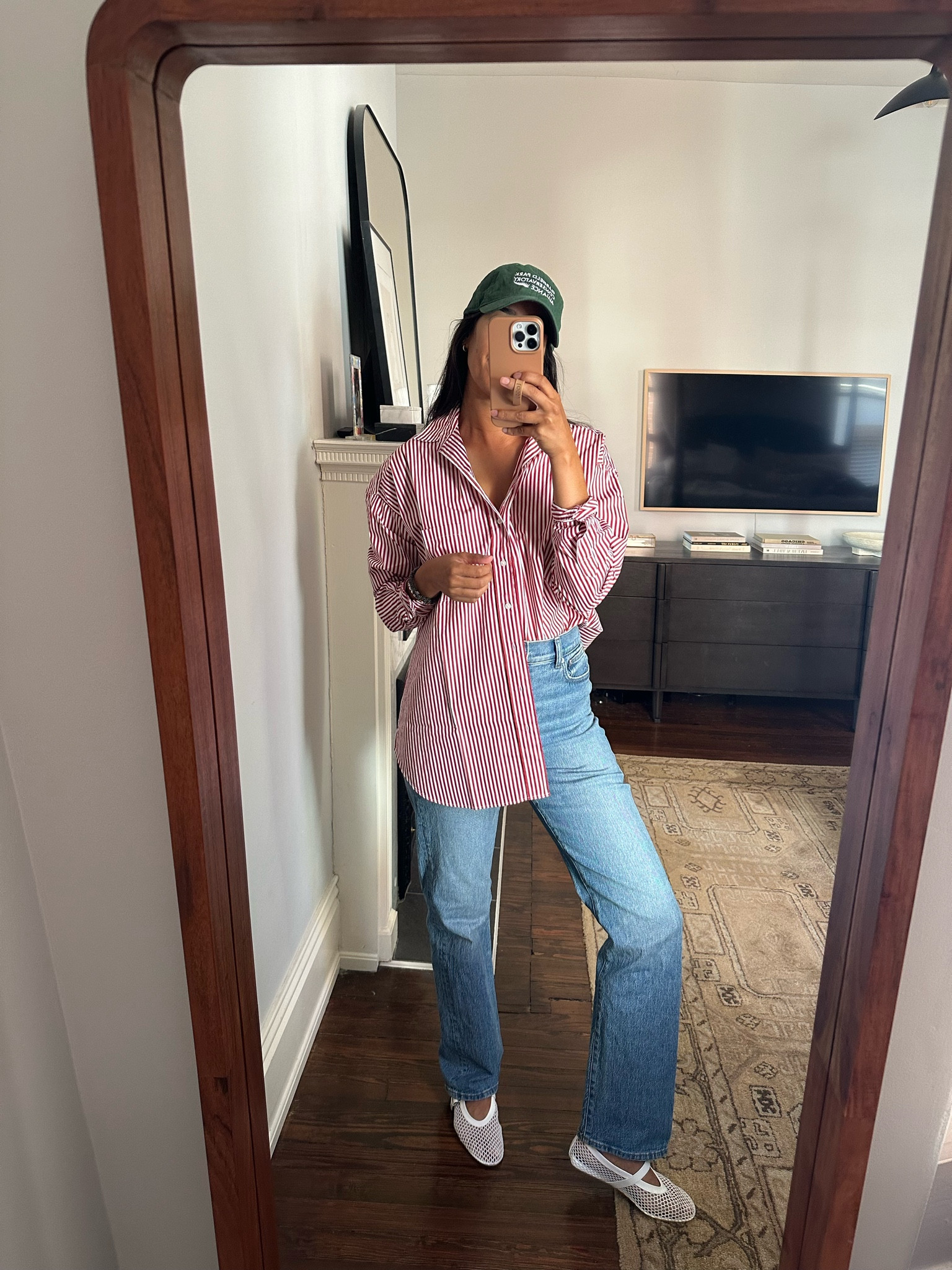 Sick child at home OOTD 😜

Jeans are 40% off and the perfect relaxed cut - run TTS but size down if between 

#LTKSaleAlert #LTKFallSale #LTKOver40