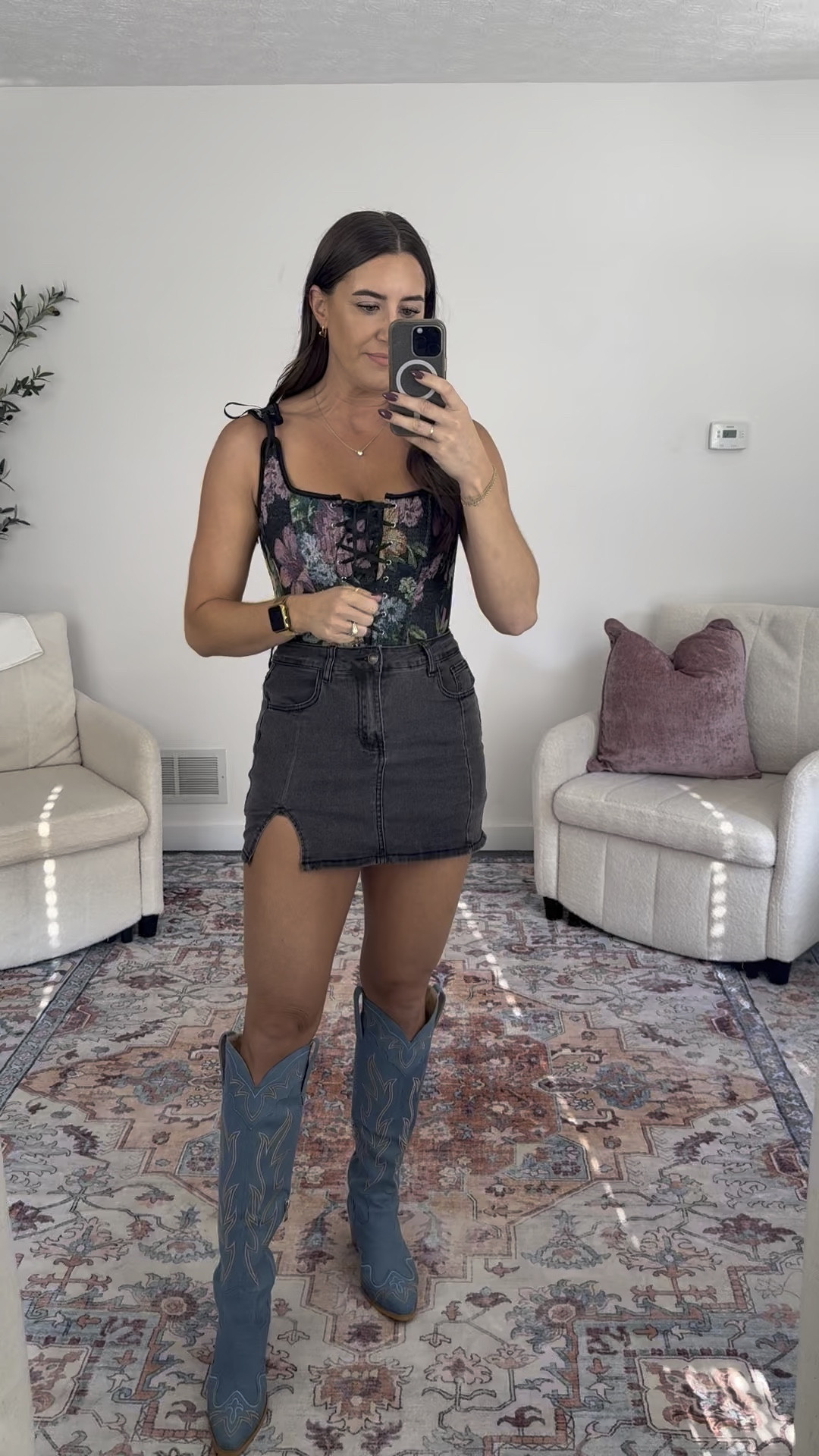 Country concert outfit ￼

#LTKootd #LTKSeasonal #LTKFestival